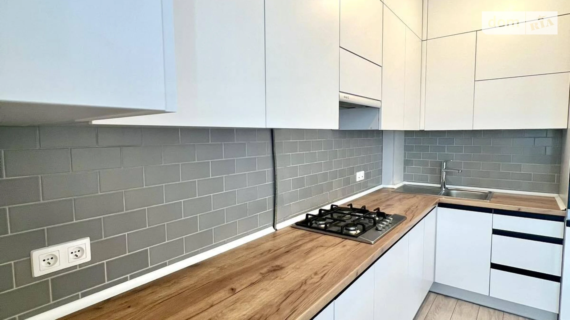 Сдается в аренду 1-комнатная квартира 49.4 кв. м в Львове, ул. Кравченко Ульяны, 8 - фото 3