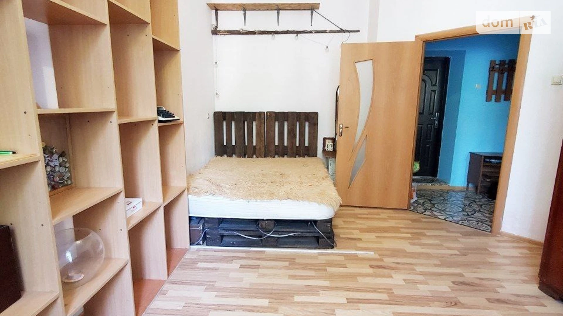 Продается 1-комнатная квартира 35 кв. м в Черновцах, ул. Донбасская - фото 2