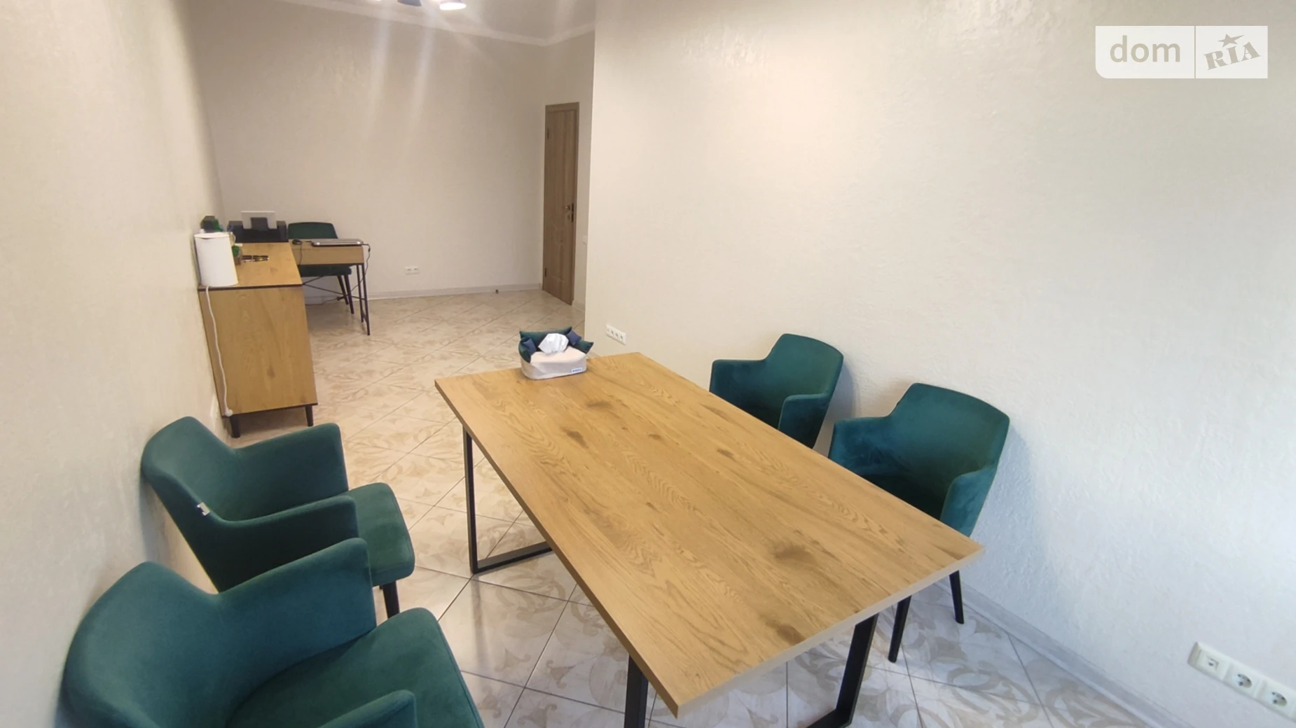 Продається офіс 25 кв. м в бізнес-центрі, цена: 86000 $ - фото 4