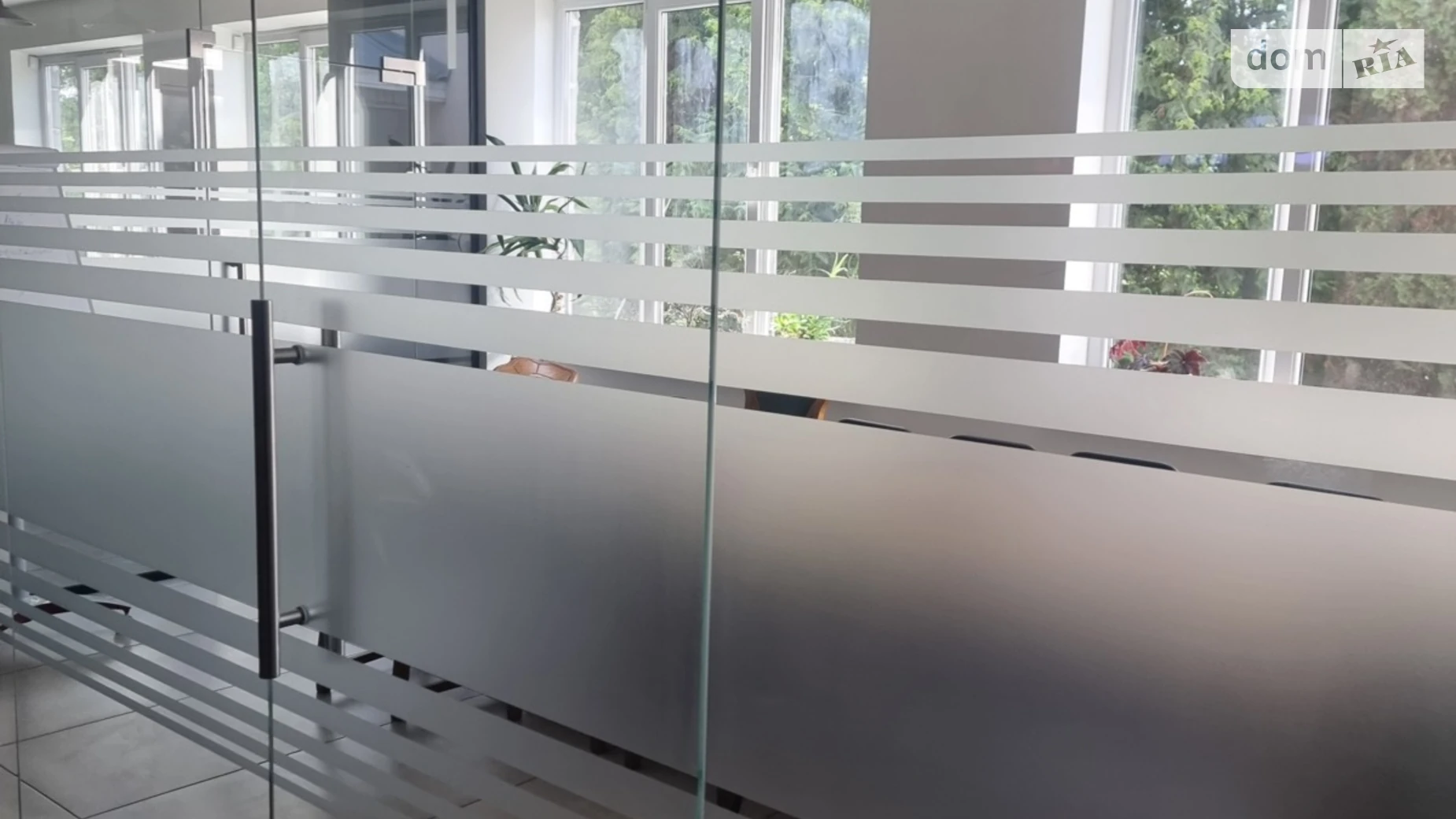 Продается офис 719.6 кв. м в бизнес-центре, цена: 650000 $ - фото 4