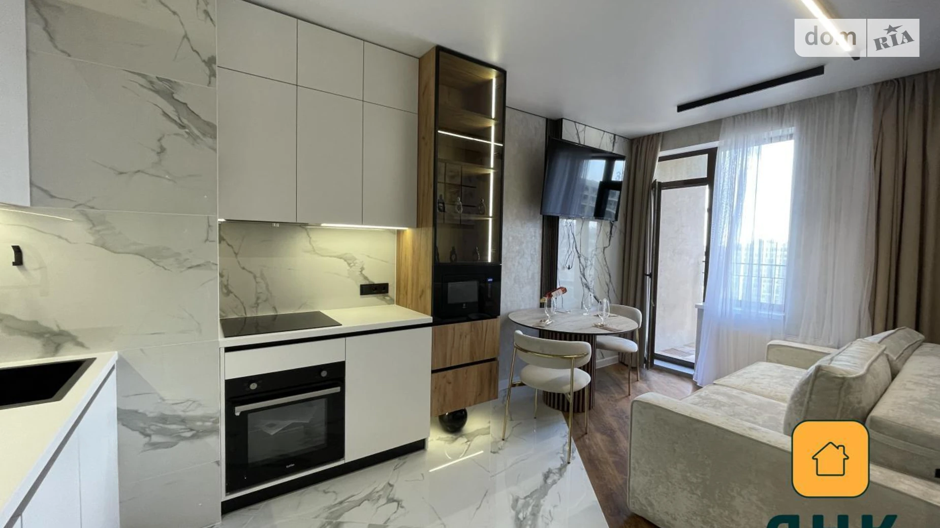 Продается 1-комнатная квартира 42 кв. м в Одессе, ул. Генуэзская, 1/1 - фото 3