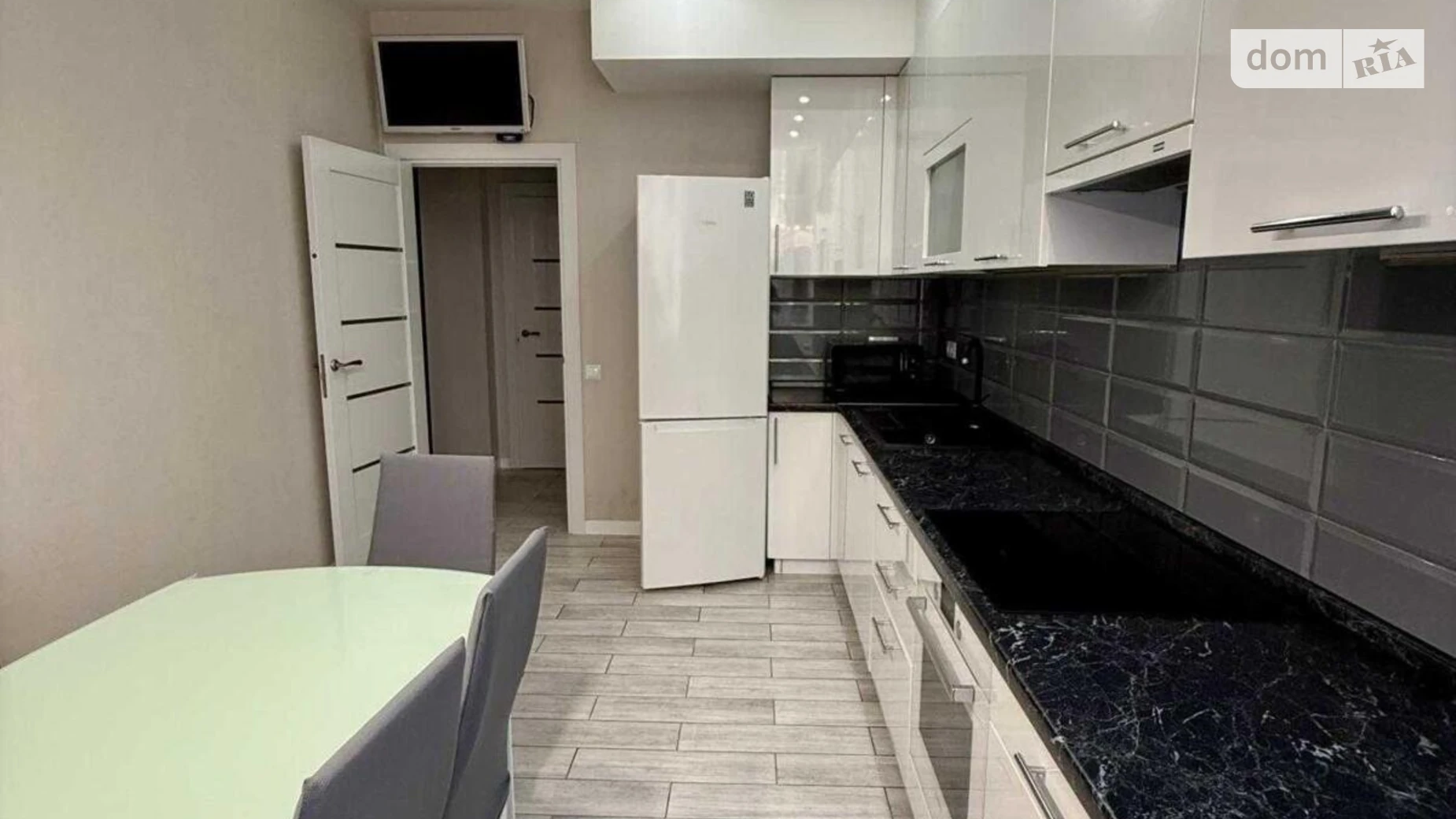 Продається 2-кімнатна квартира 67.3 кв. м у Одесі, бул. Французький, 60Г - фото 4