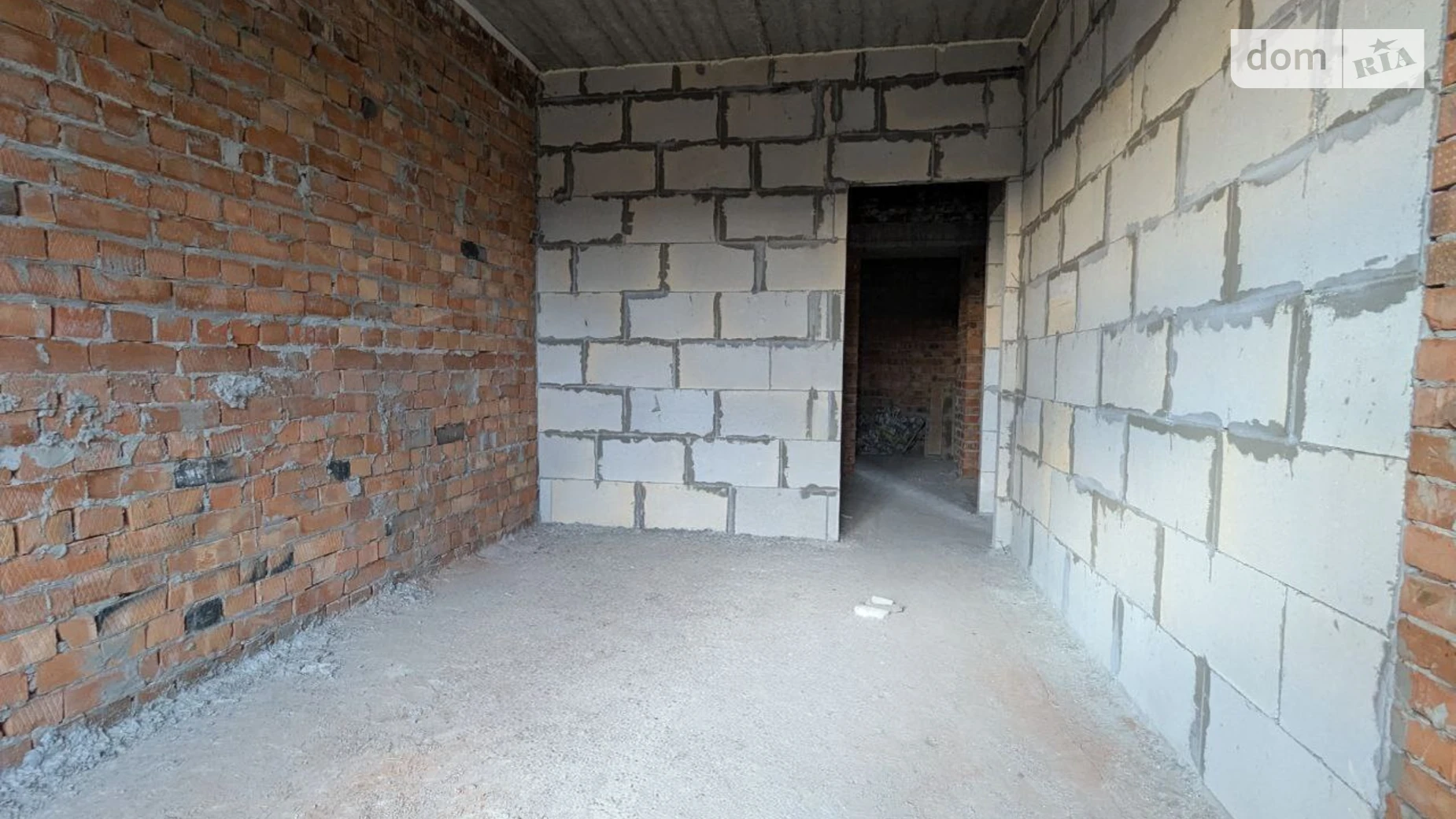 Продается 1-комнатная квартира 38 кв. м в Ивано-Франковске, ул. Хриплинская, 11Е - фото 3