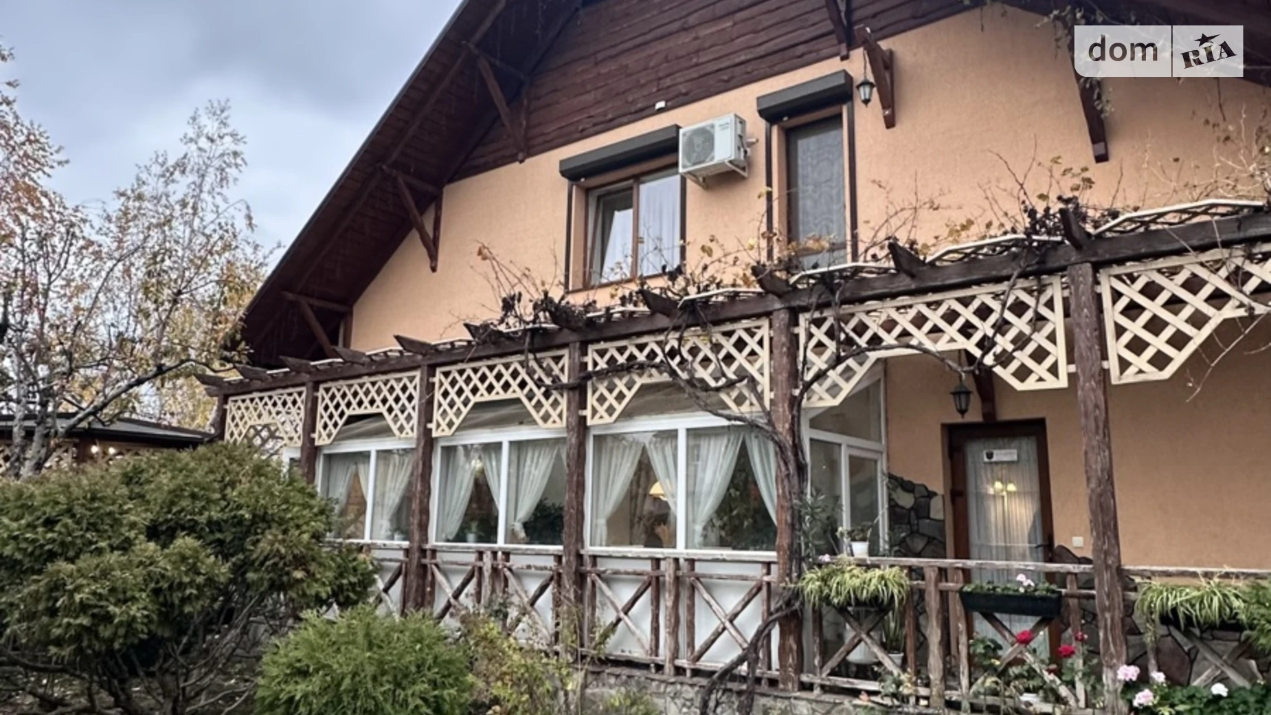 Продается дом на 3 этажа 250 кв. м с балконом, цена: 270000 $ - фото 3