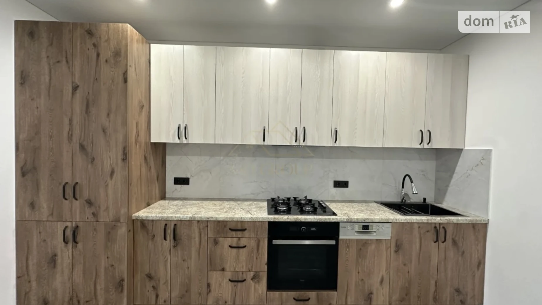 Продается 1-комнатная квартира 42 кв. м в Ивано-Франковске, ул. Довженко А., 31 - фото 4