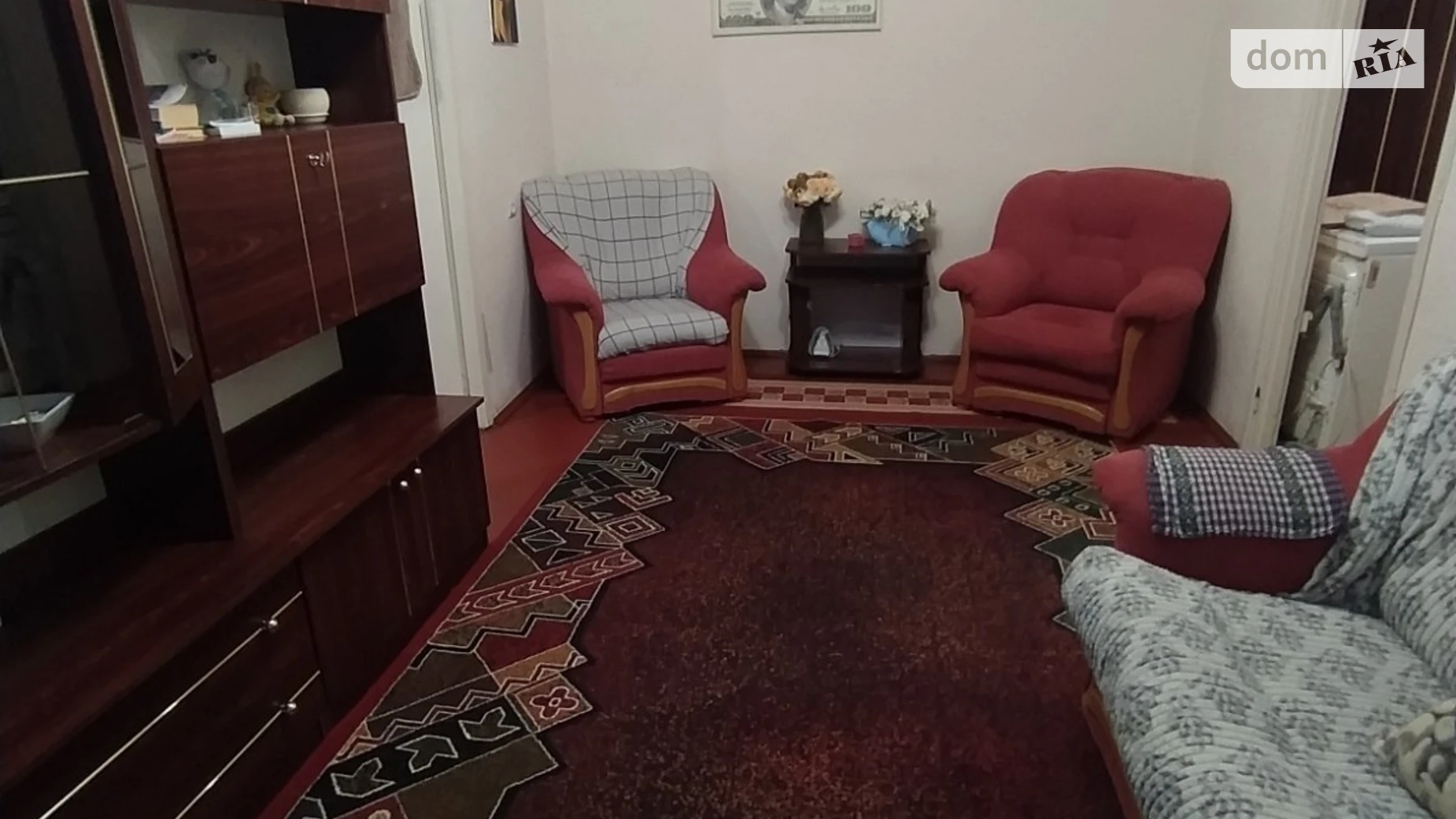 Продается 2-комнатная квартира 44 кв. м в Черновцах, ул. Небесной Сотни - фото 2