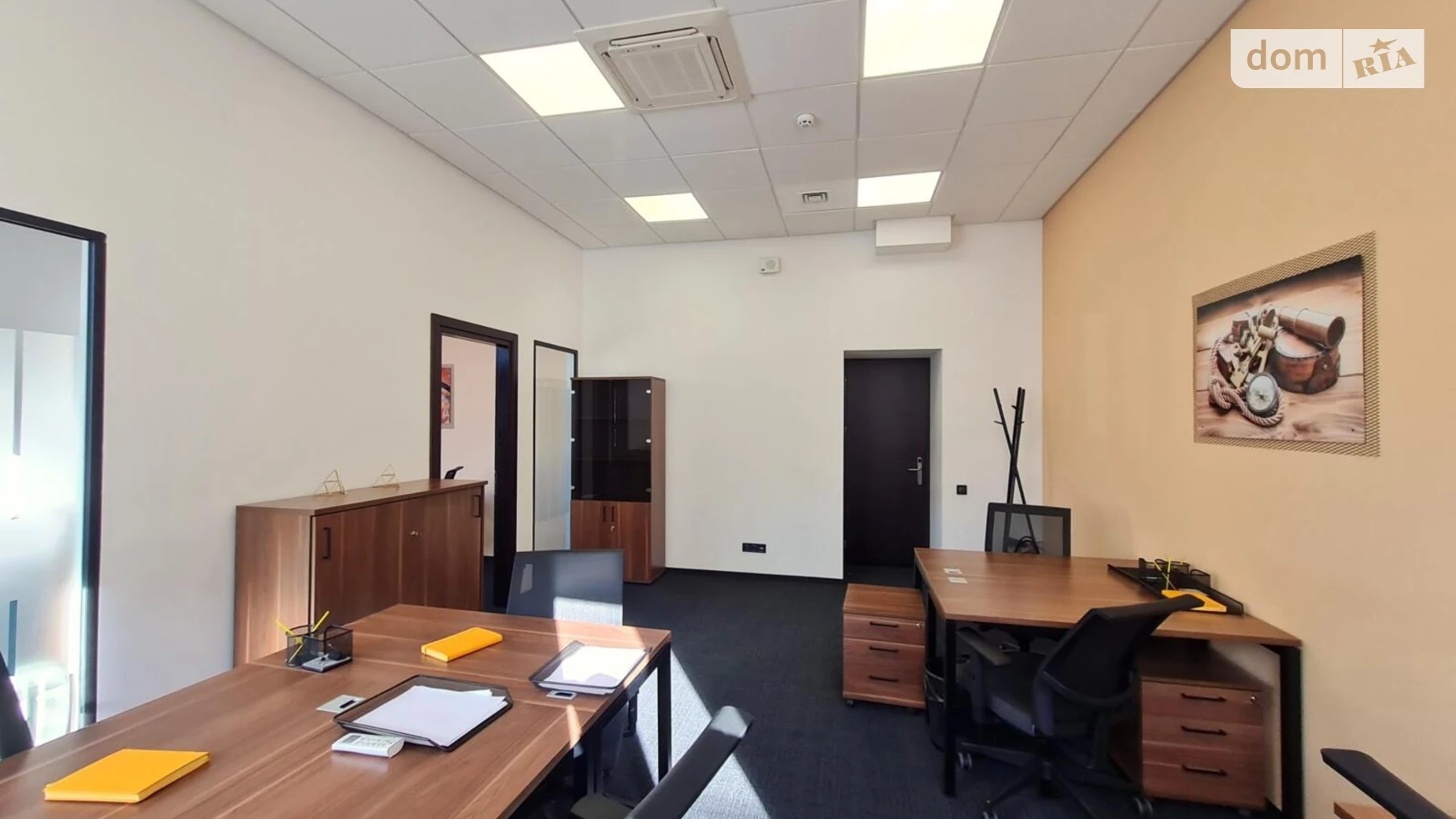 Сдается в аренду офис 100 кв. м в бизнес-центре, цена: 3500 $ - фото 4