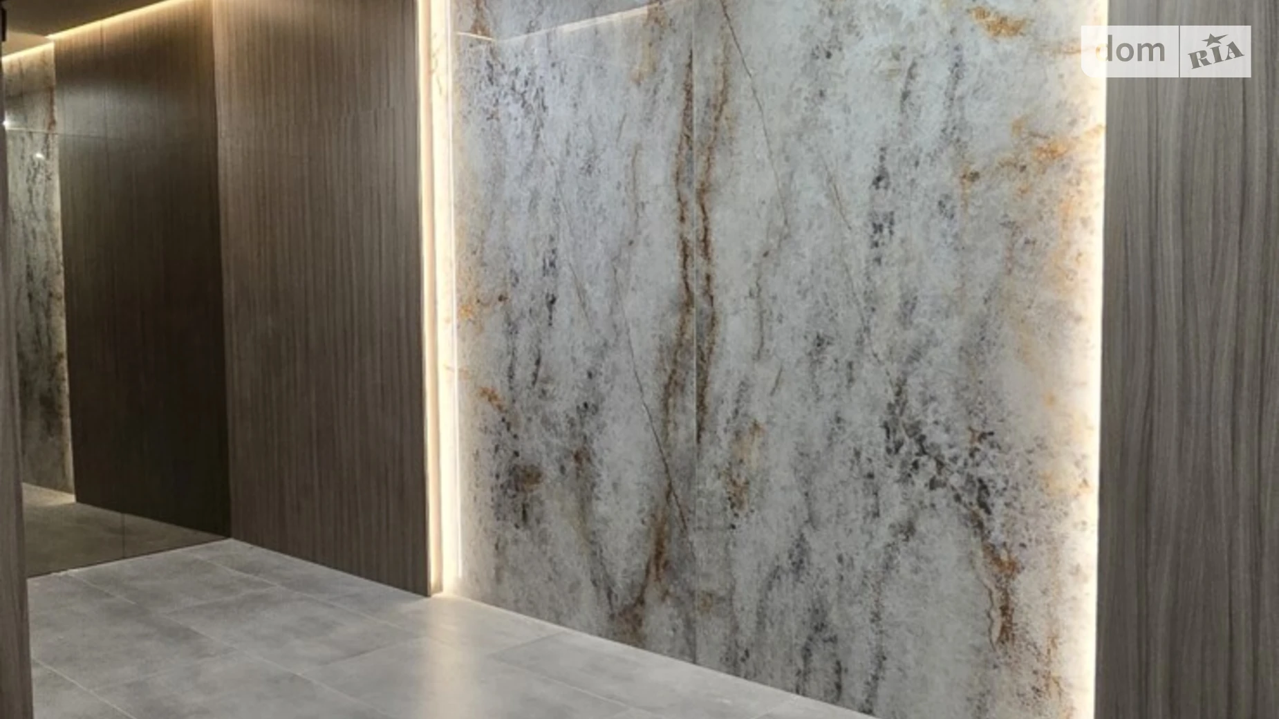 Продается 2-комнатная квартира 87.39 кв. м в Ужгороде, ул. Бабьяка, 1Б - фото 4