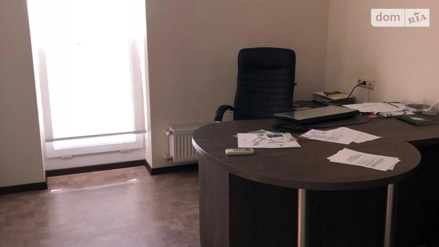 Продается офис 186.9 кв. м в бизнес-центре, цена: 250000 $ - фото 2