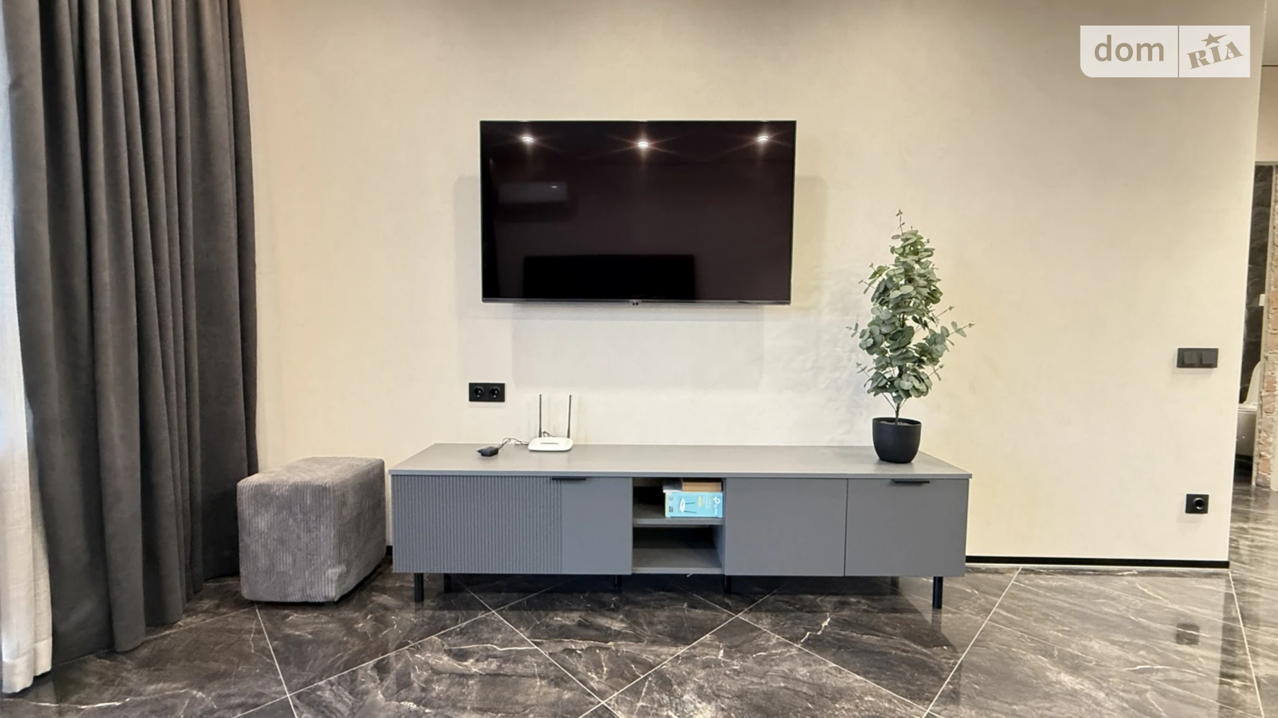 Продается 1-комнатная квартира 56 кв. м в Виннице, пер. Кирпичный - фото 2