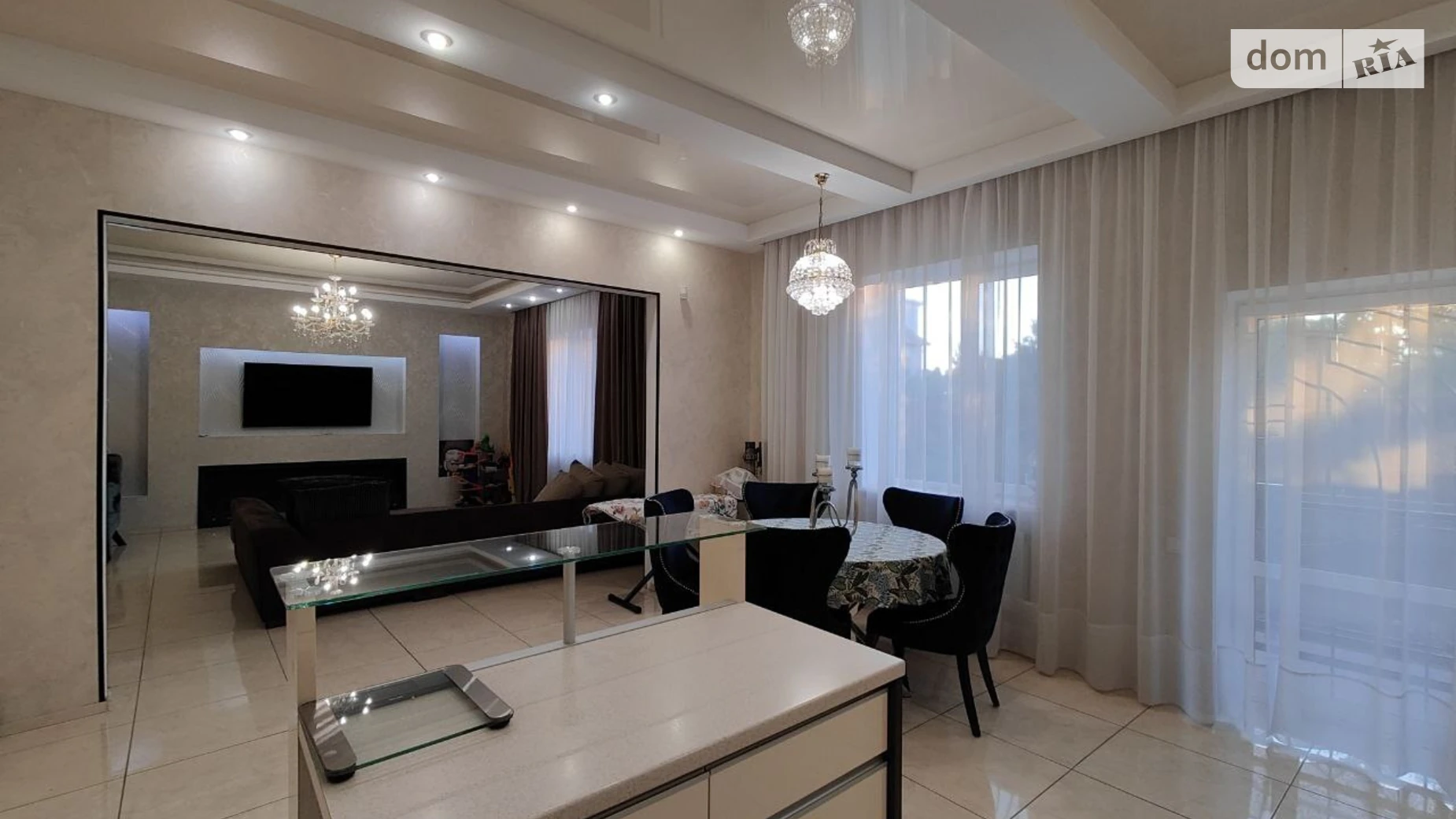 Продается дом на 2 этажа 254.4 кв. м с верандой, цена: 220000 $ - фото 3