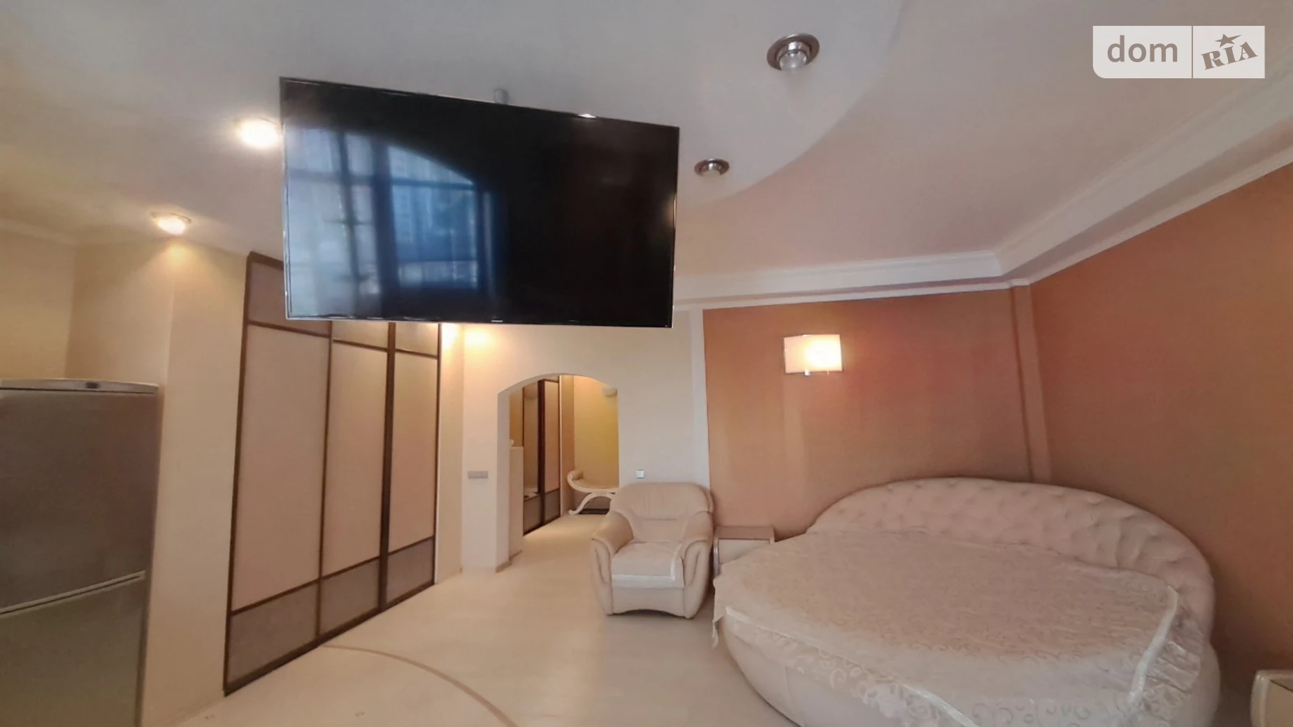 Продается 1-комнатная квартира 66.1 кв. м в Одессе, ул. Тенистая, 9/12 - фото 3