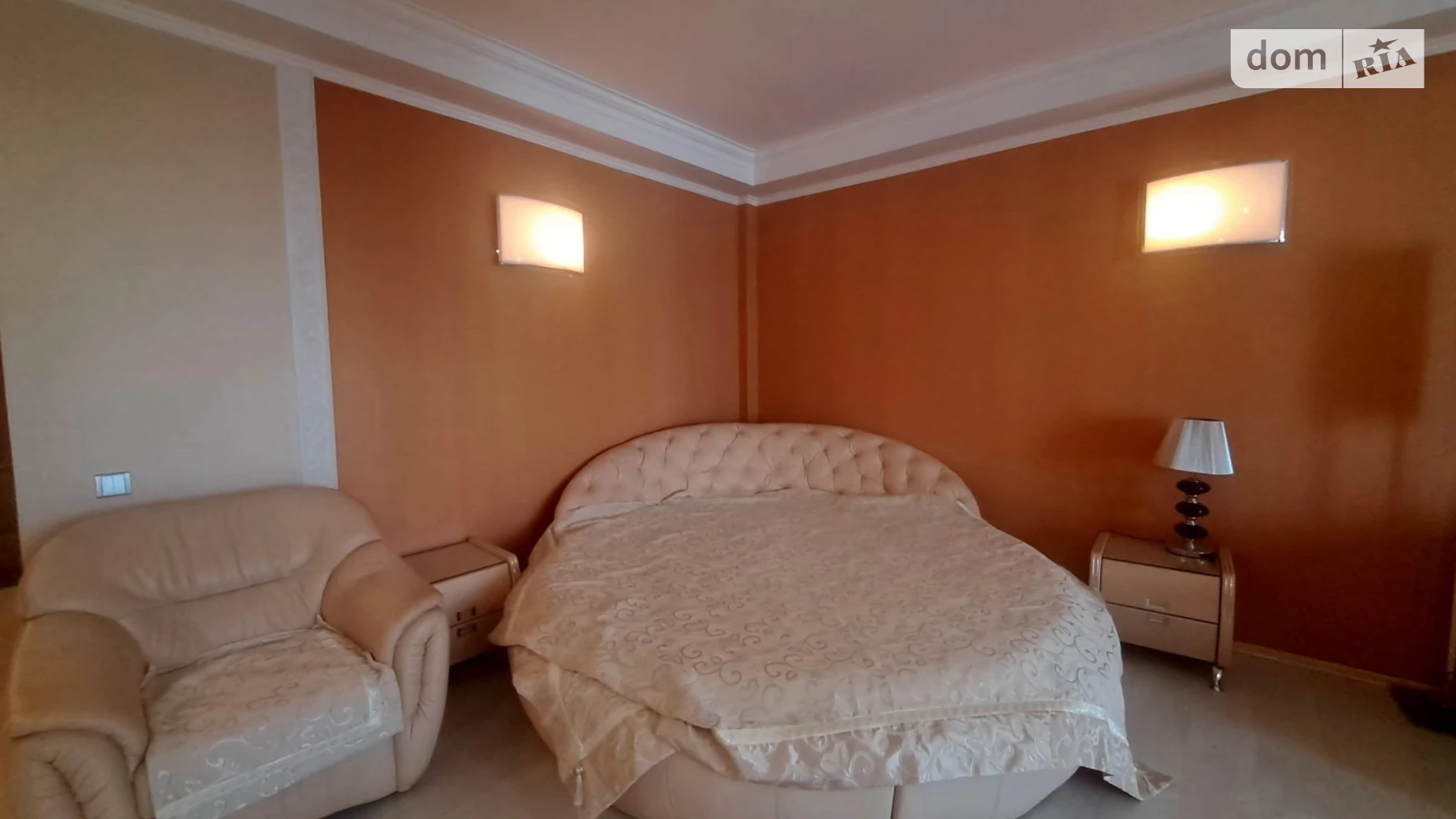 Продается 1-комнатная квартира 66.1 кв. м в Одессе, ул. Тенистая, 9/12 - фото 4