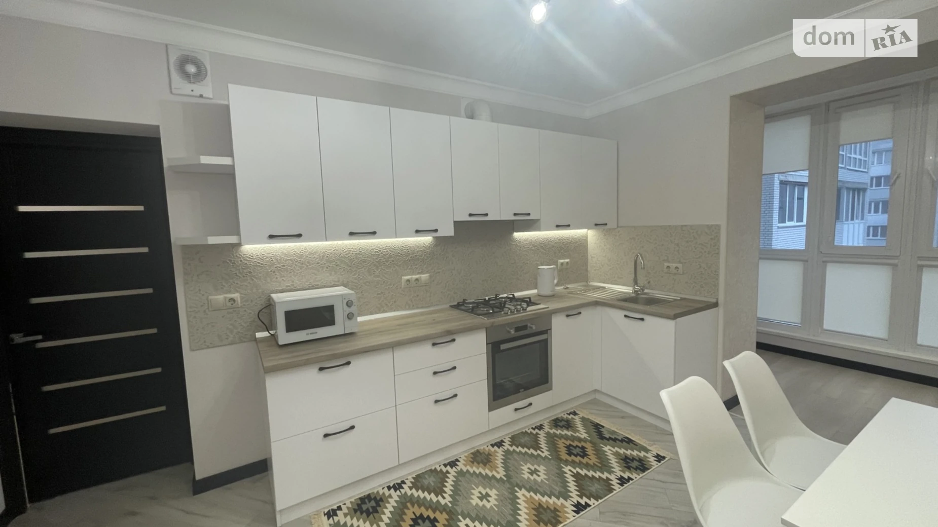 Сдается в аренду 1-комнатная квартира 55 кв. м в Виннице, ул. Зодчих, 13 - фото 4