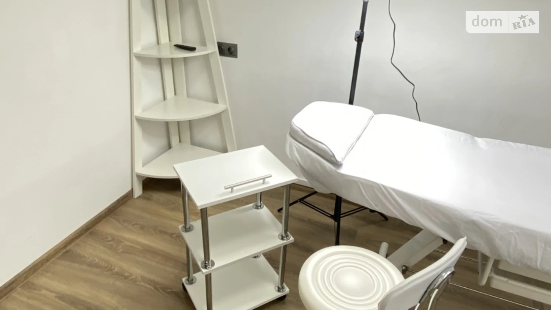 Сдается в аренду объект сферы услуг 33 кв. м в 4-этажном здании, цена: 6500 грн - фото 2