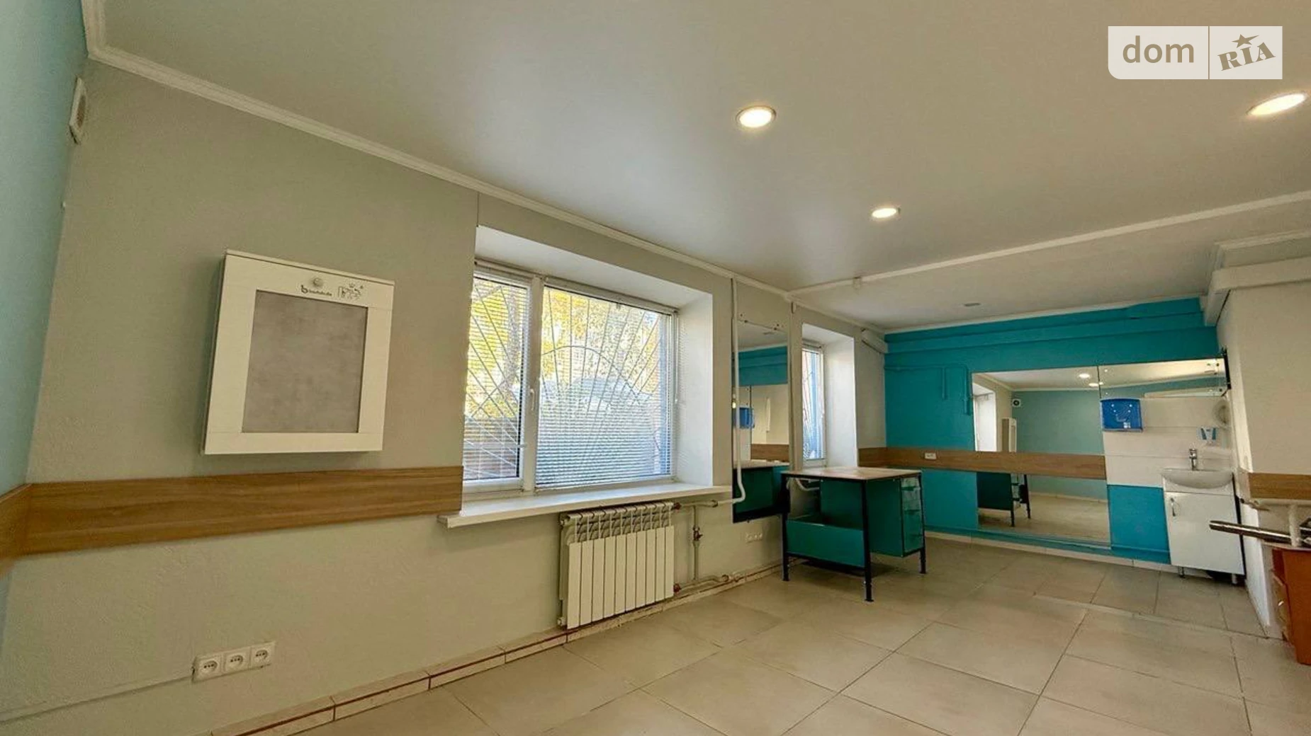 Продается объект сферы услуг 44.2 кв. м в 4-этажном здании, цена: 38000 $ - фото 3