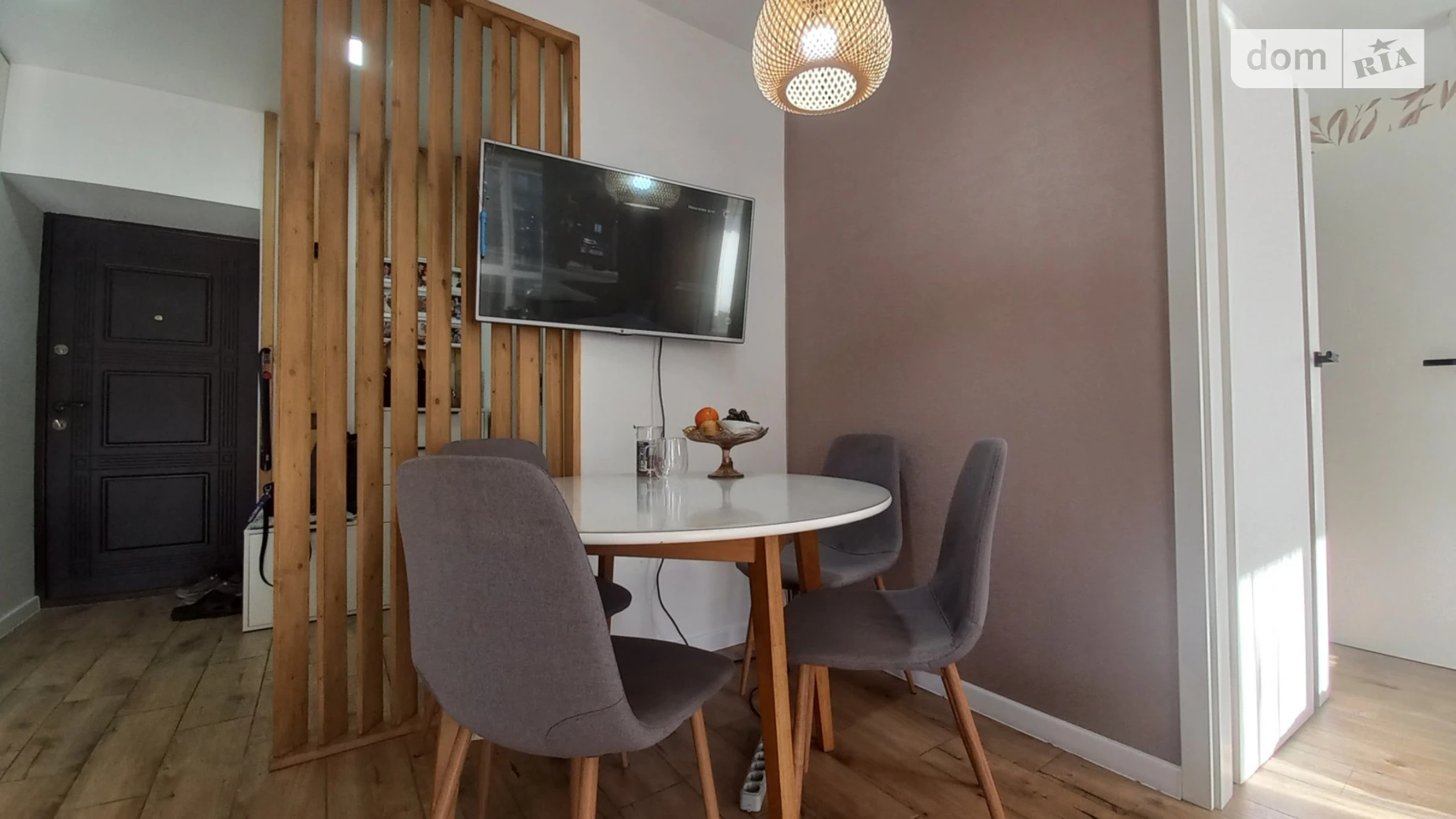 Продается 1-комнатная квартира 43.5 кв. м в Угорниках, ул. Героев Николаева(Сеченова) - фото 2