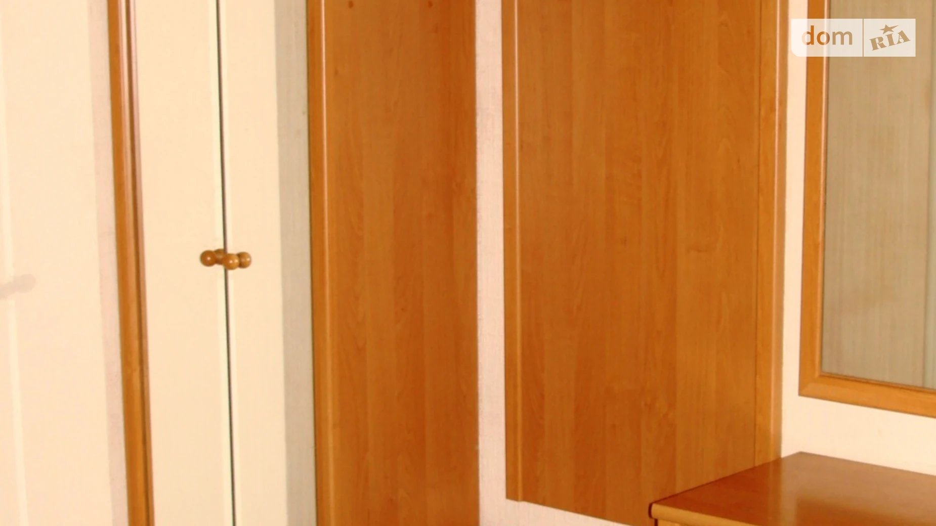 Продается дом на 2 этажа 95 кв. м с гаражом, цена: 185000 $ - фото 4