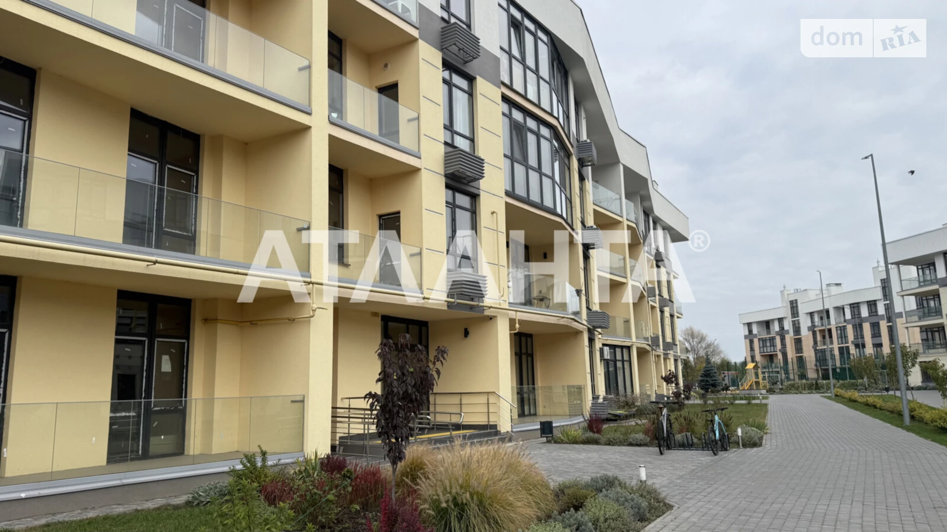 Продается 1-комнатная квартира 40.3 кв. м в Киеве, ул. Дубищанская, 3 - фото 2