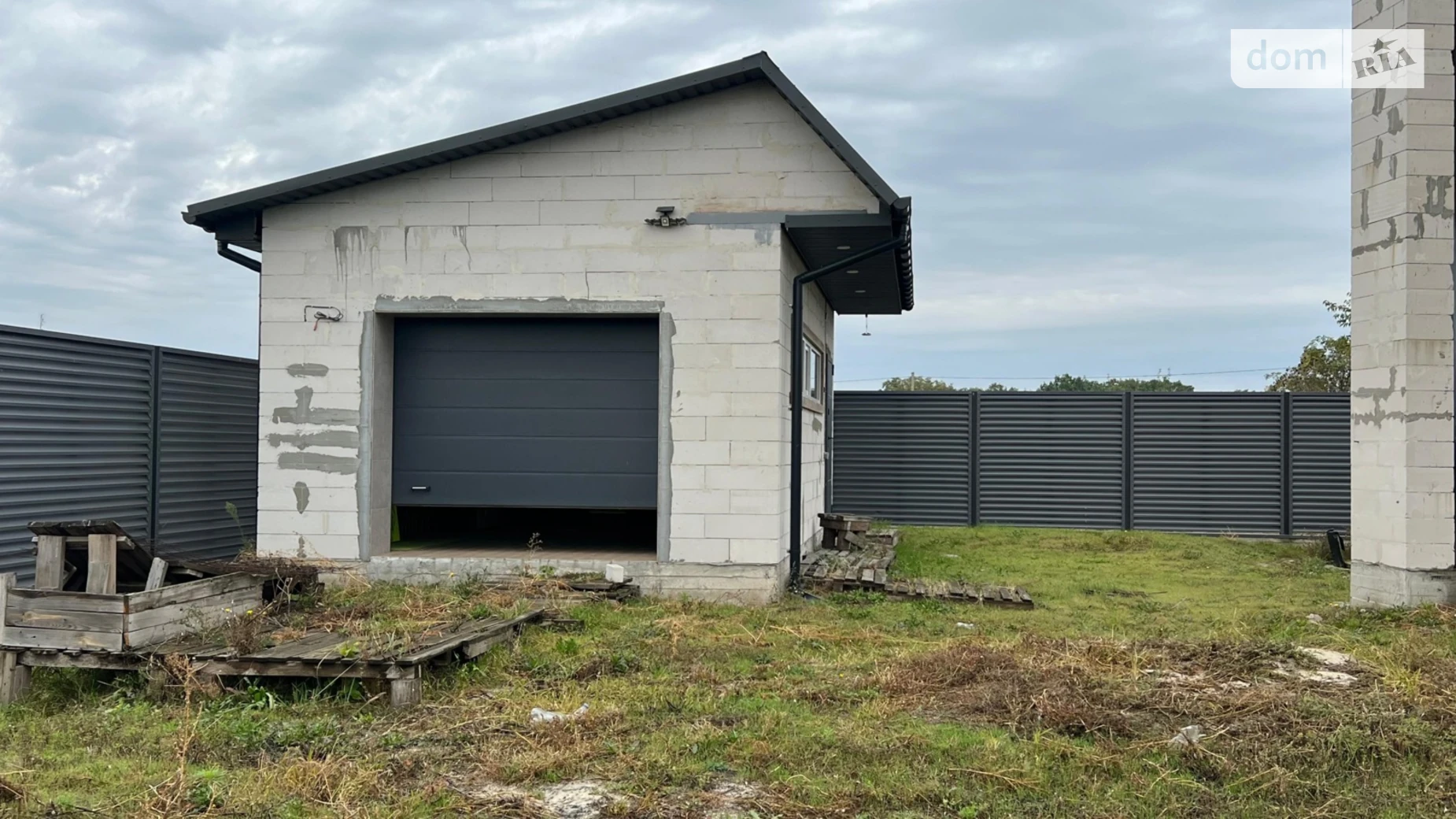 Продается дом на 2 этажа 160 кв. м с верандой, цена: 75000 $ - фото 3