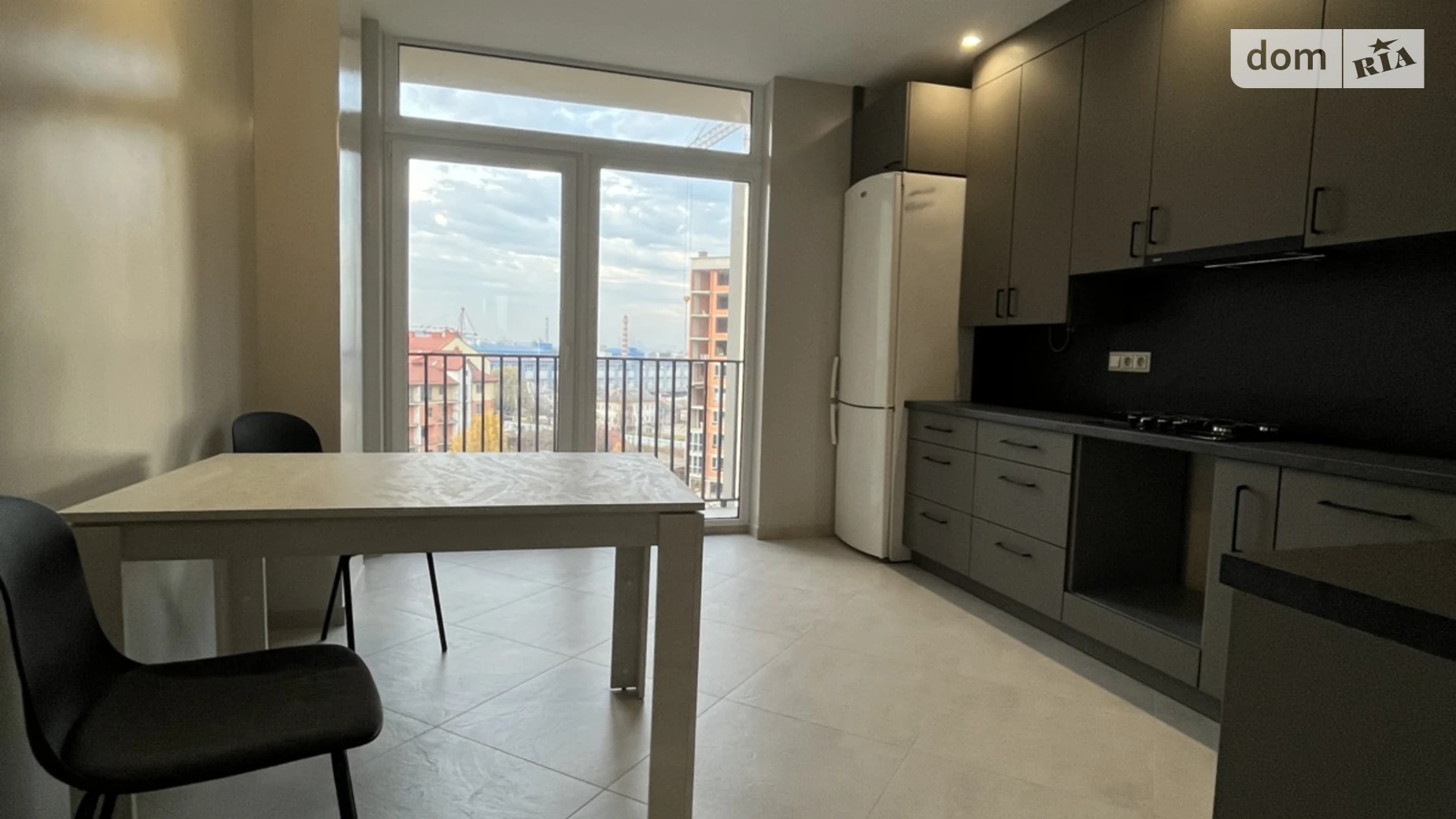 Сдается в аренду 2-комнатная квартира 65 кв. м в Ивано-Франковске, ул. Кобылянской - фото 4