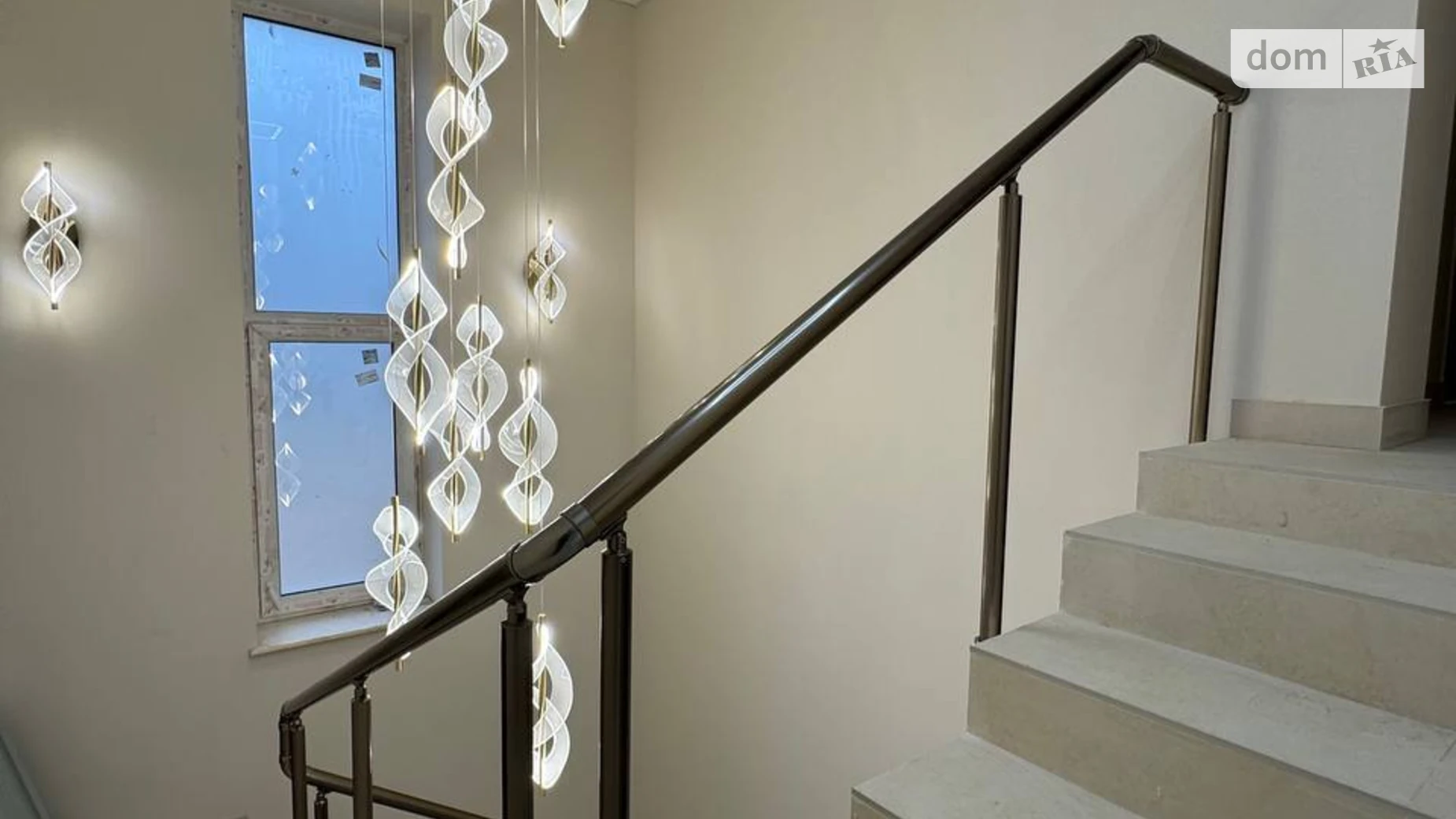 10-й масив, ж/м Дружний Лиманка, цена: 2000000 $ - фото 2