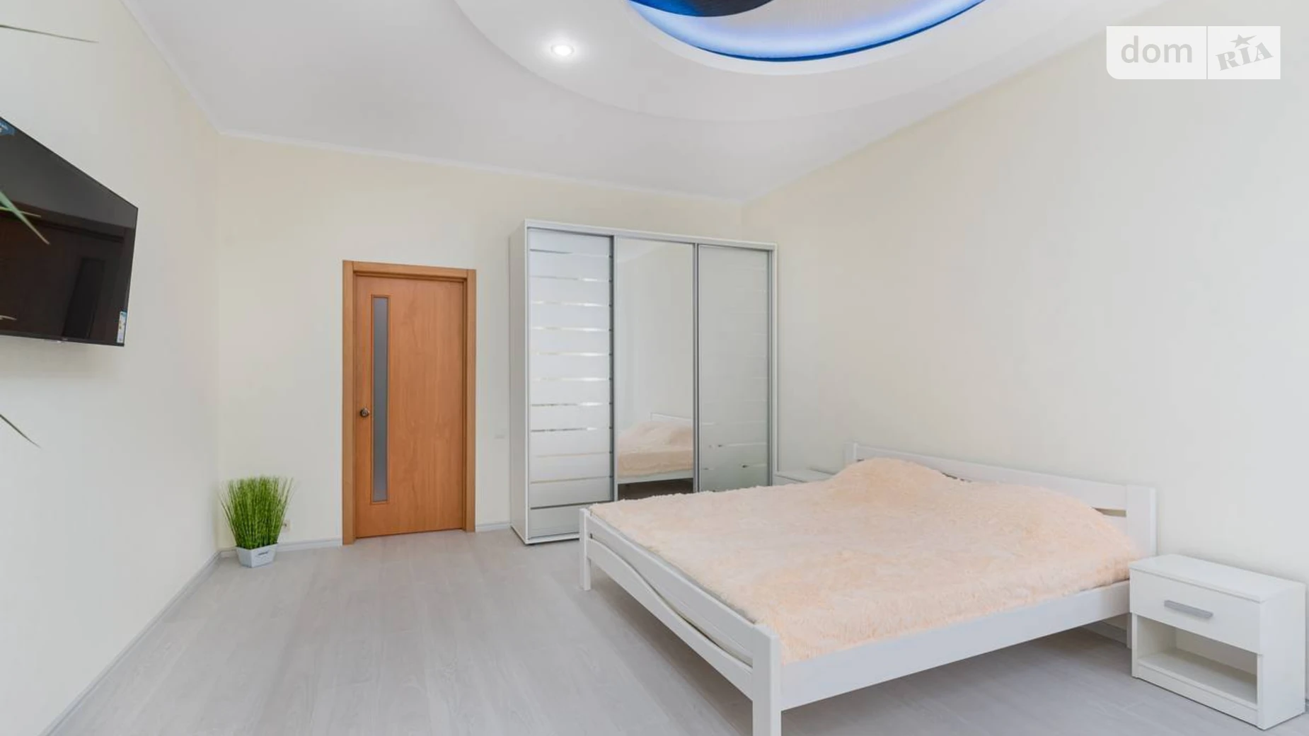 Сдается в аренду 1-комнатная квартира 57 кв. м в Одессе, ул. Инглези, 6/1 - фото 5