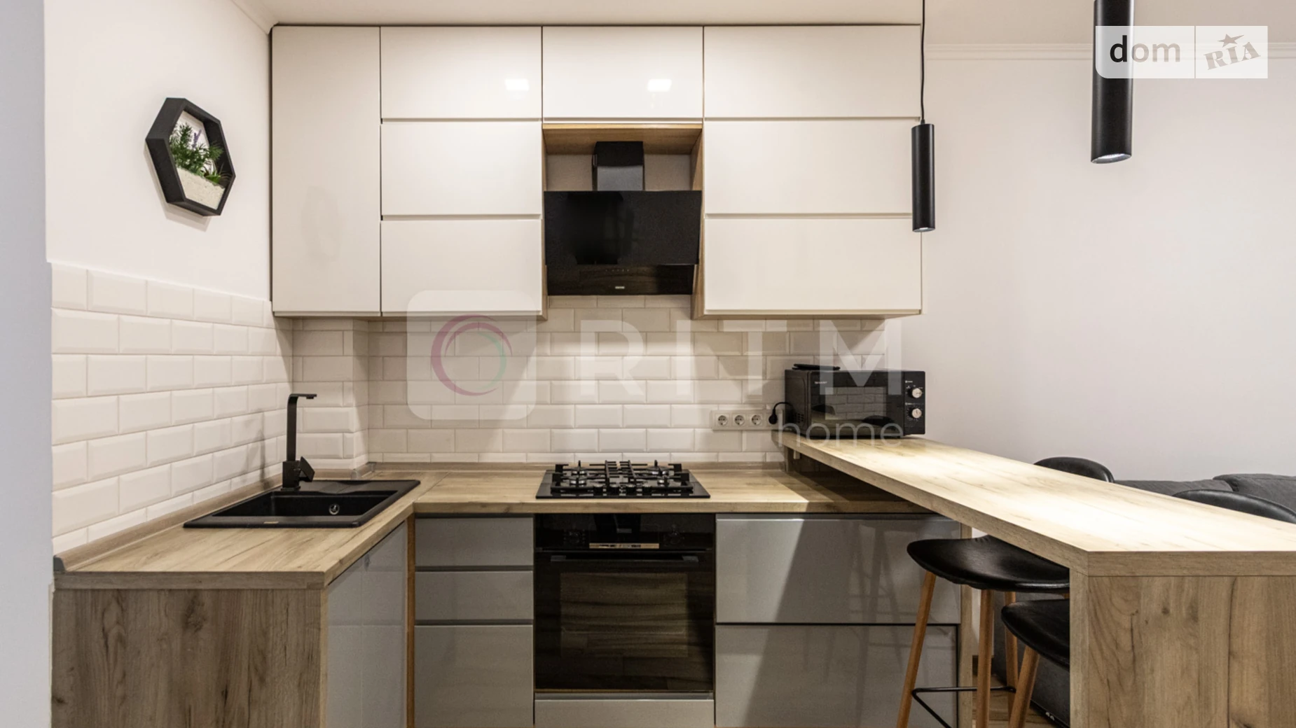 Сдается в аренду 2-комнатная квартира 70 кв. м в Ивано-Франковске, ул. Довженко А., 37 - фото 2