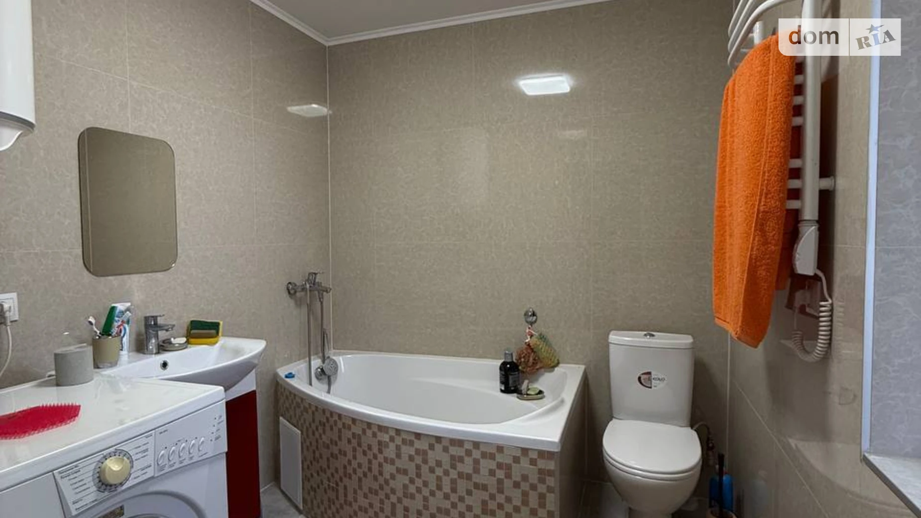 Продается дом на 2 этажа 319 кв. м с террасой, цена: 156000 $ - фото 2