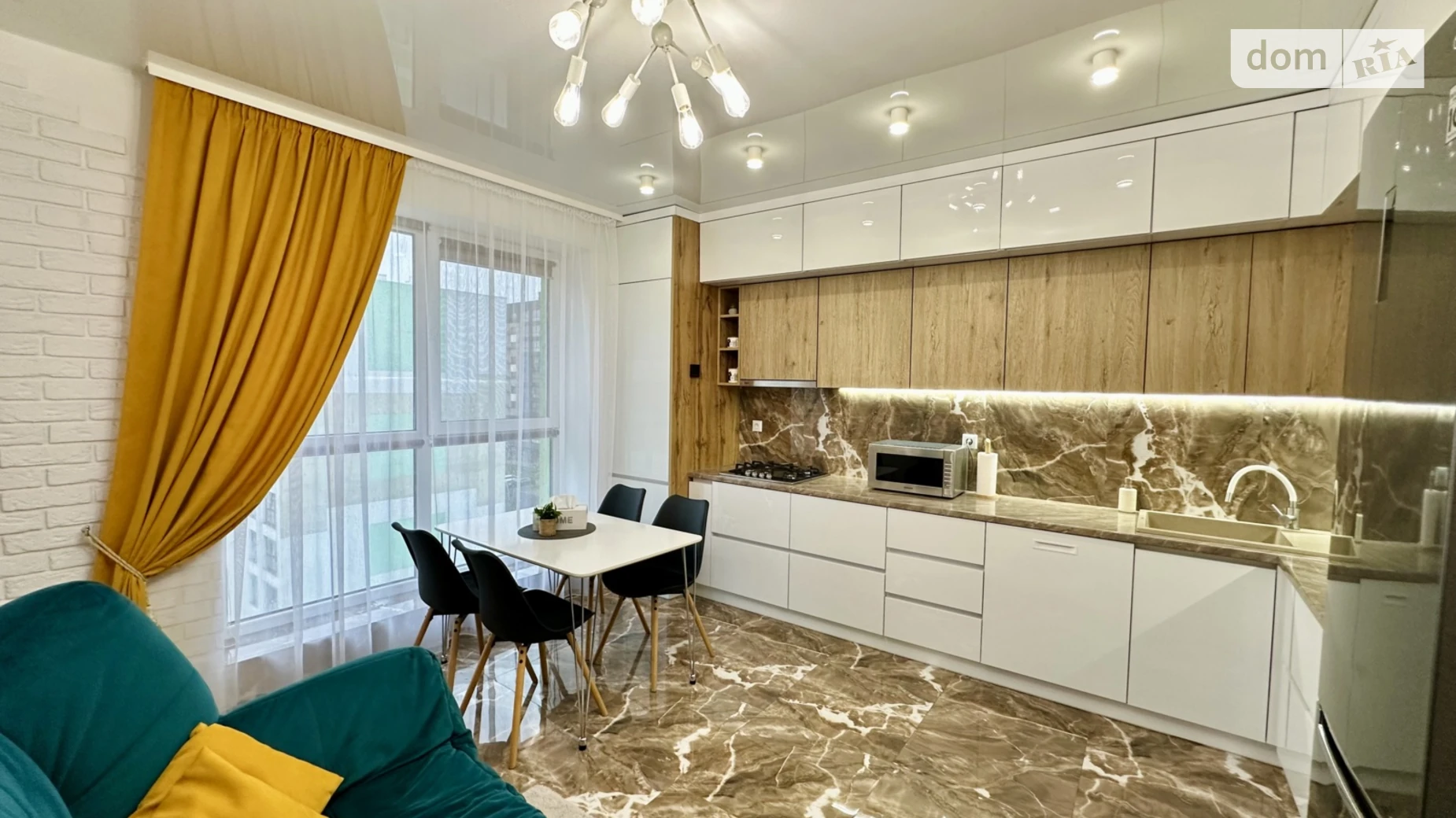 Продается 2-комнатная квартира 67.1 кв. м в Ровно, ул. Черновола Вячеслава, 91У - фото 3