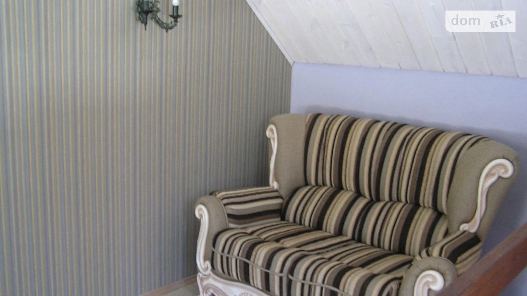 Продается дом на 2 этажа 145 кв. м с бассейном, цена: 130000 $ - фото 2