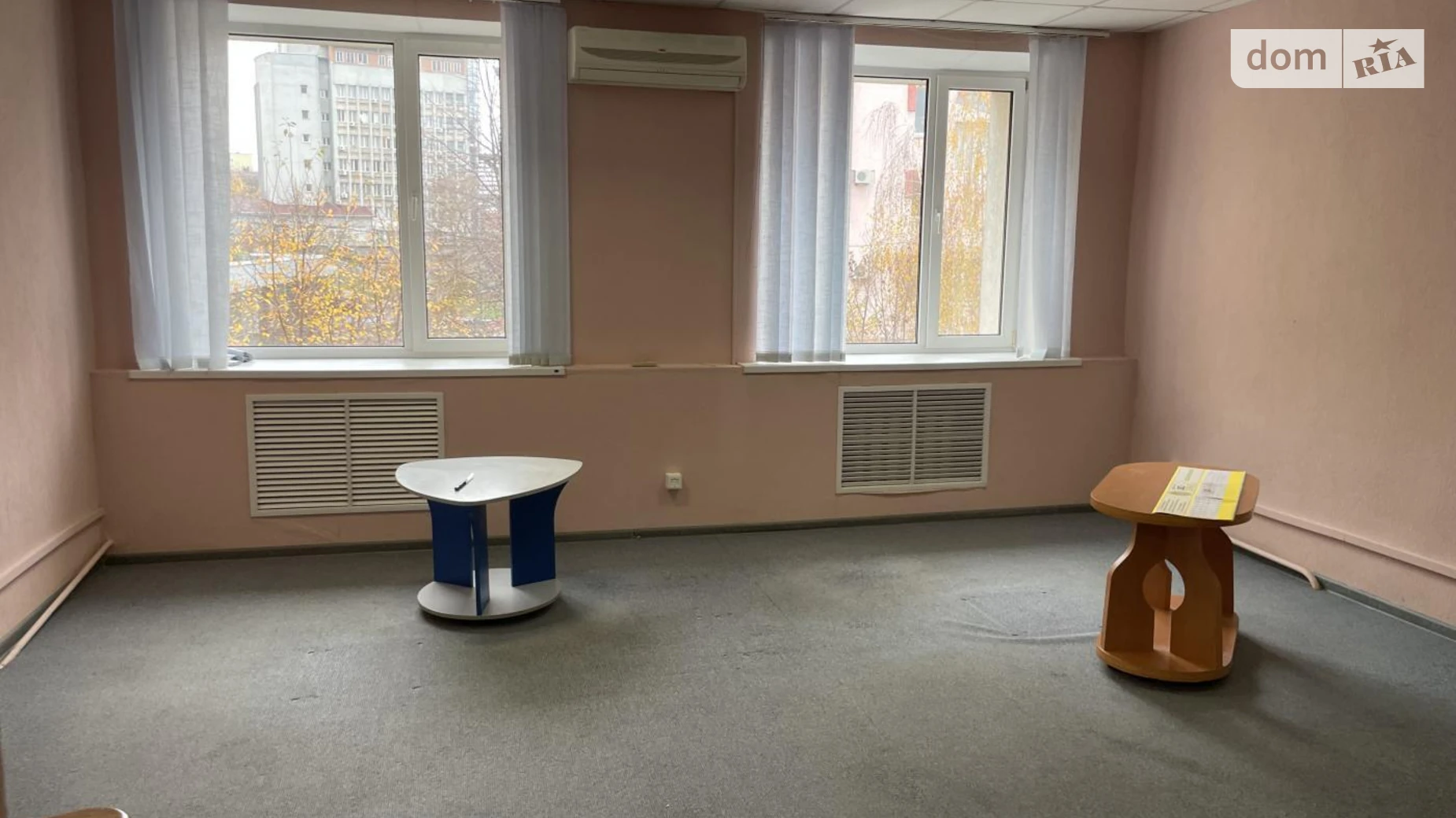 Сдается в аренду офис 29.3 кв. м в бизнес-центре, цена: 6450 грн - фото 4