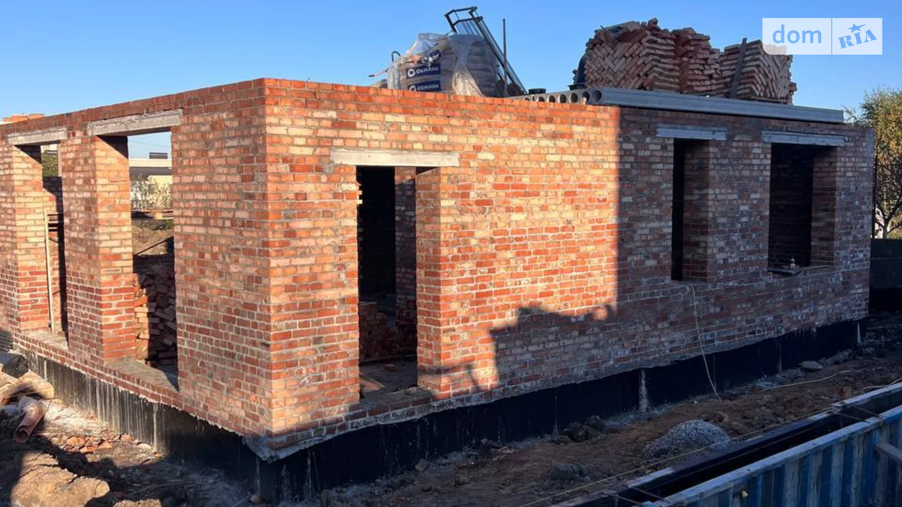 Продается дом на 2 этажа 130 кв. м с гаражом, цена: 135000 $ - фото 5