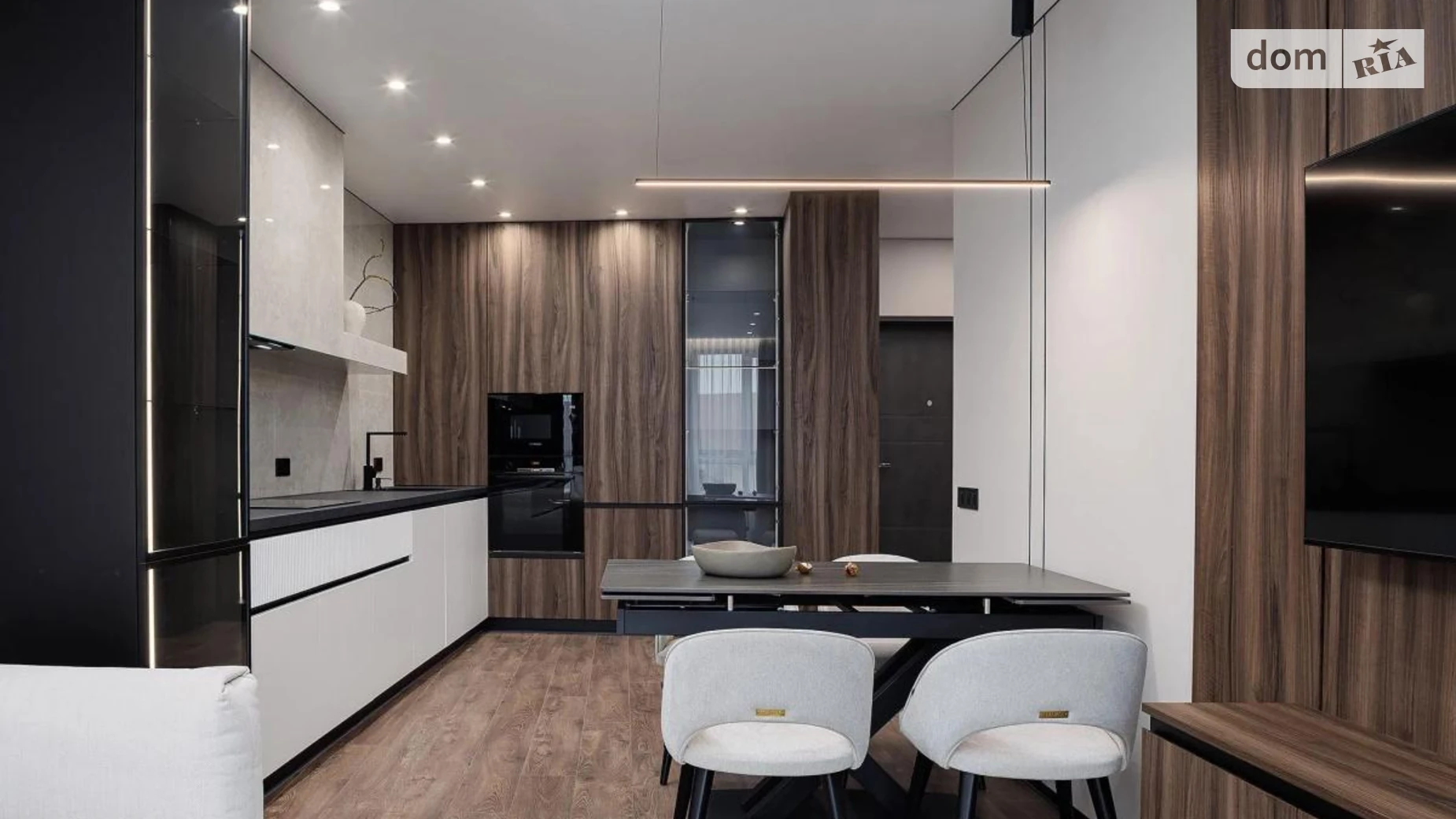 Продается 2-комнатная квартира 84 кв. м в Львове, ул. Замарстиновская, 170Б - фото 2