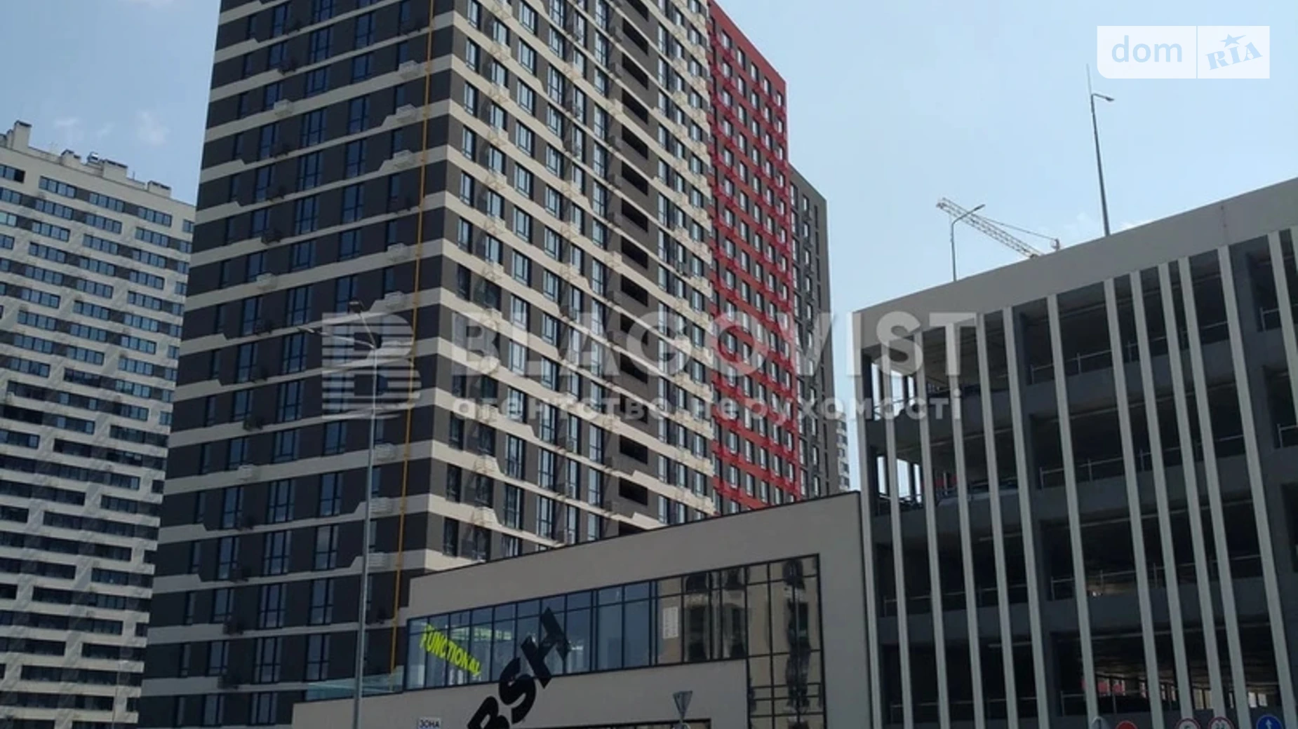 Продается 1-комнатная квартира 43 кв. м в Киеве, ул. Всеволода Змиенко, 15/23 - фото 2