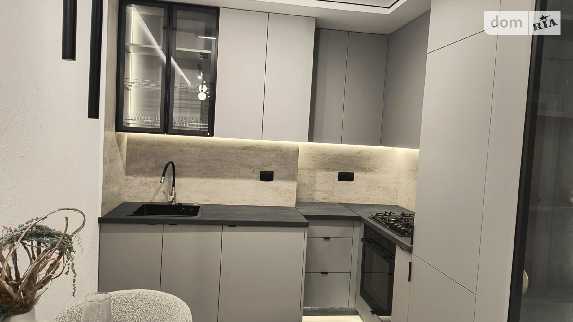 2-комнатная квартира 57 кв. м в Тернополе, ул. Киевская, 9Д - фото 4