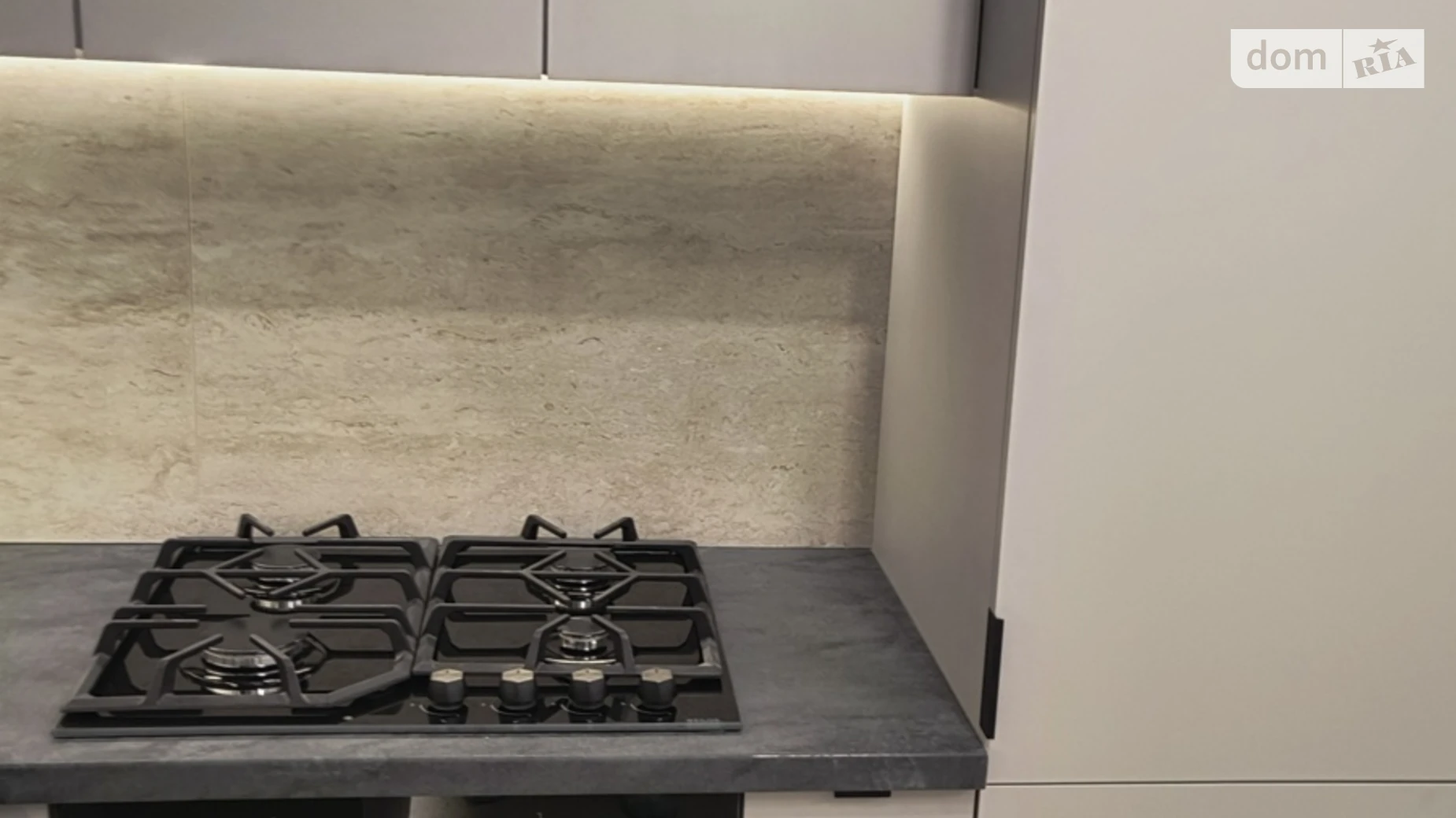 2-комнатная квартира 57 кв. м в Тернополе, ул. Киевская, 9Д - фото 5