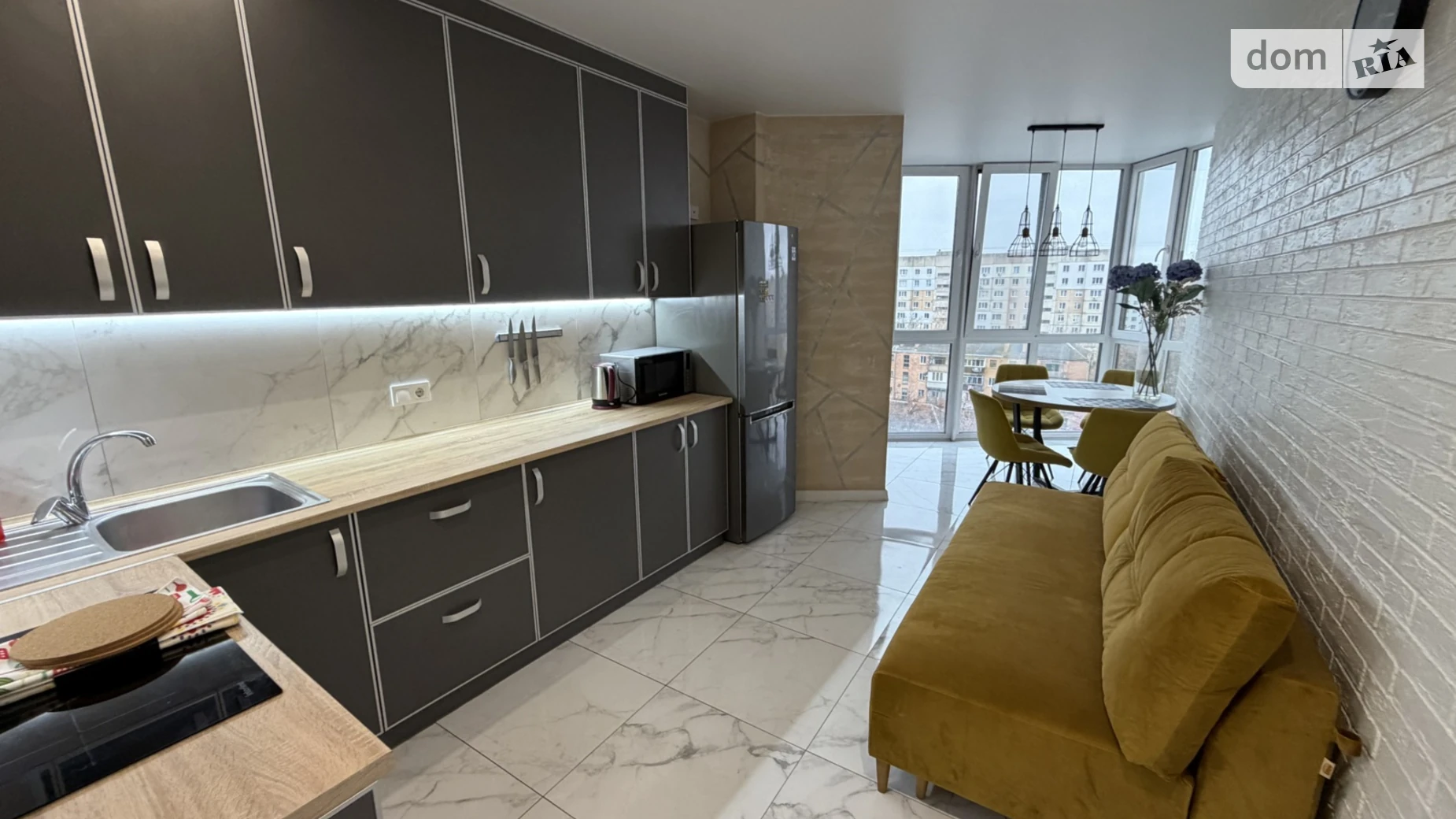 Сдается в аренду 1-комнатная квартира 56 кв. м в Виннице, ул. Пирогова, 76В - фото 3