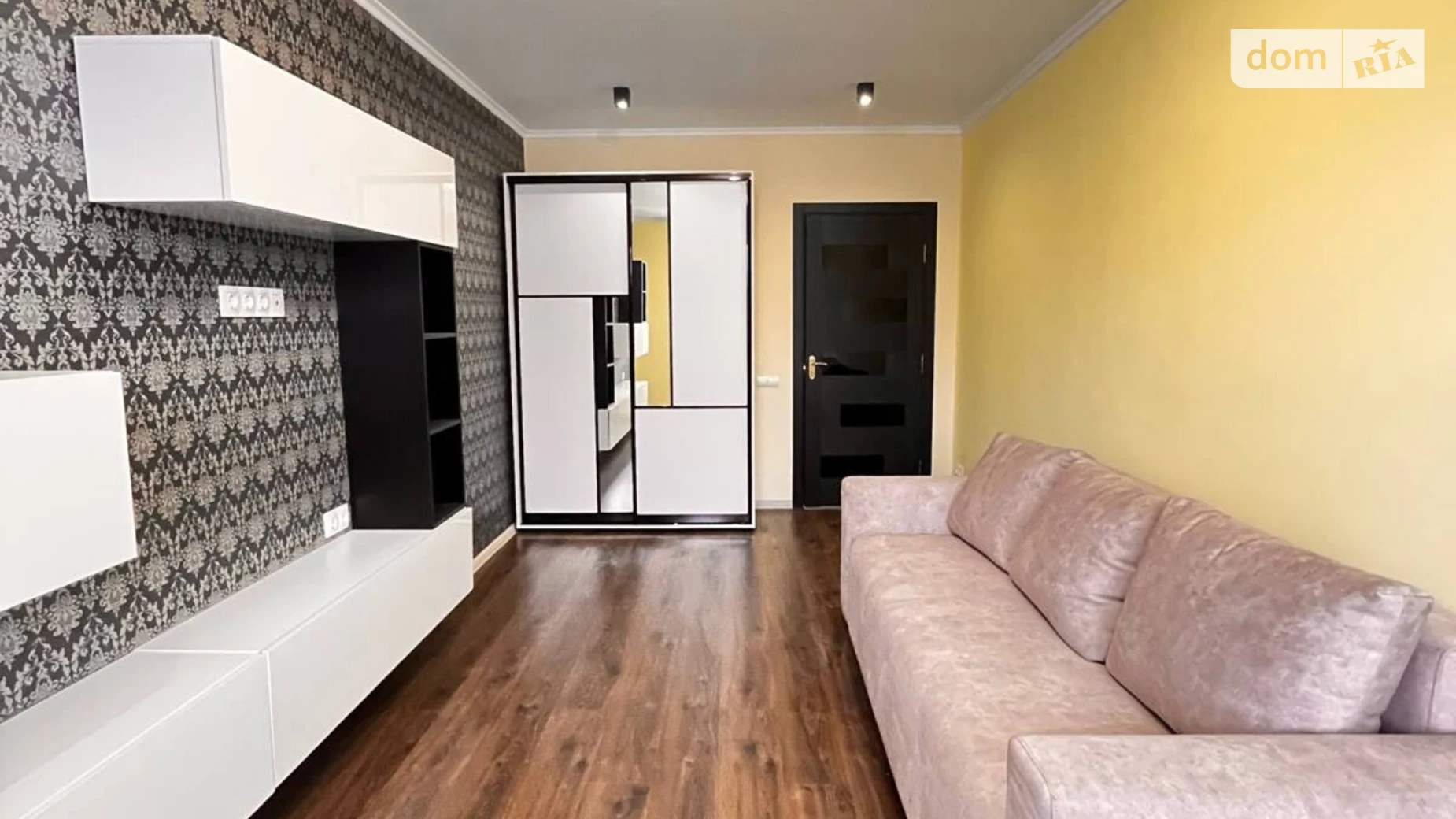 Продається 2-кімнатна квартира 67 кв. м у Івано-Франківську, вул. Національної Гвардії - фото 3