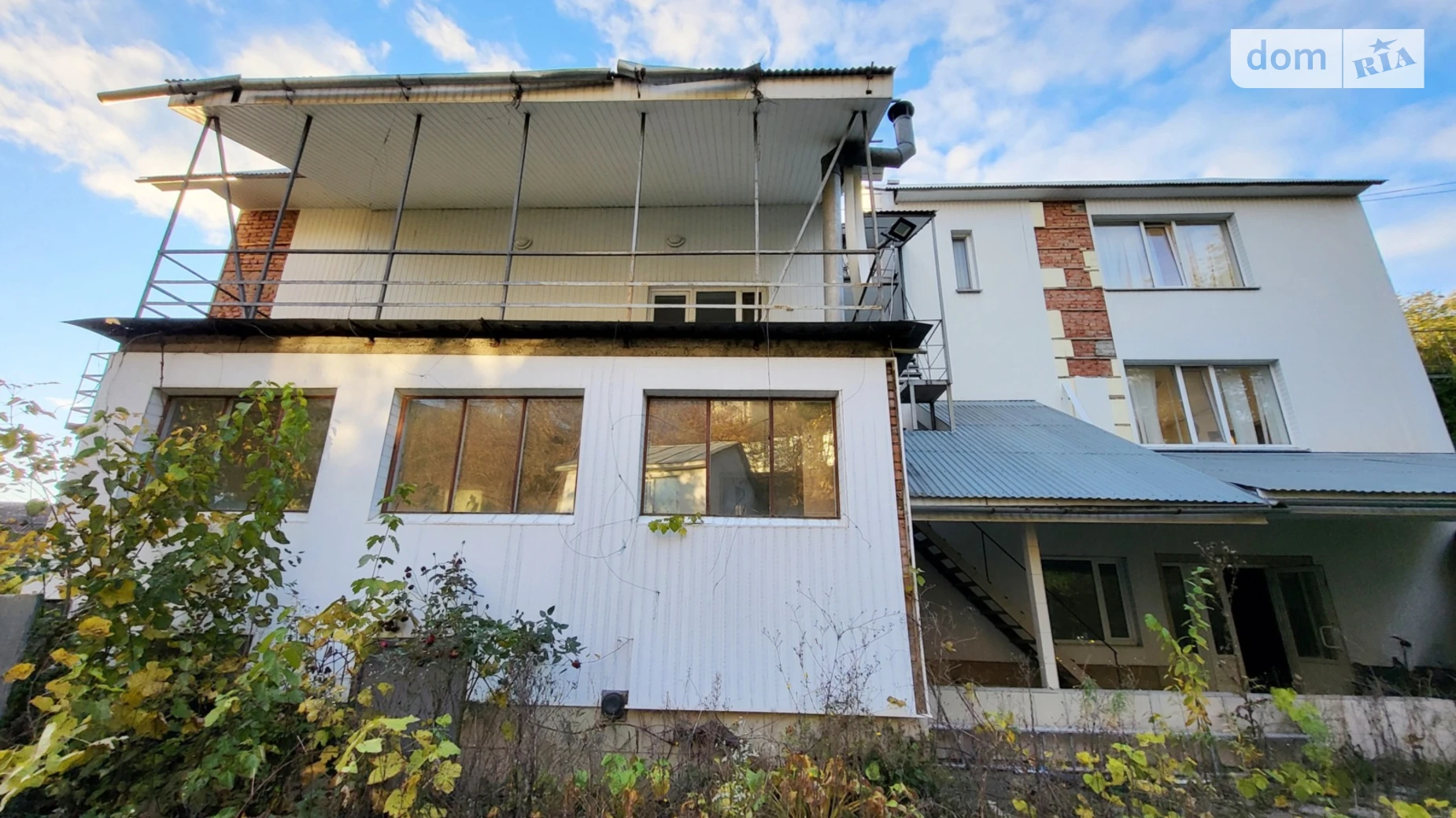 Продается дом на 3 этажа 470 кв. м с мансардой, цена: 170000 $ - фото 3