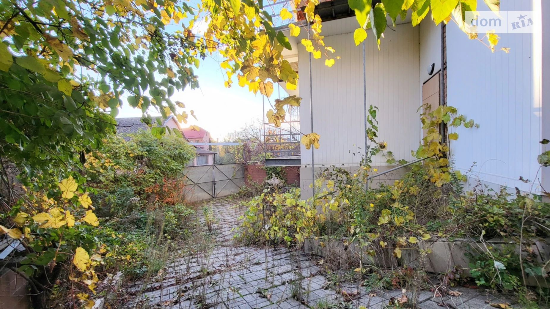 Продается дом на 3 этажа 470 кв. м с мансардой, цена: 170000 $ - фото 4