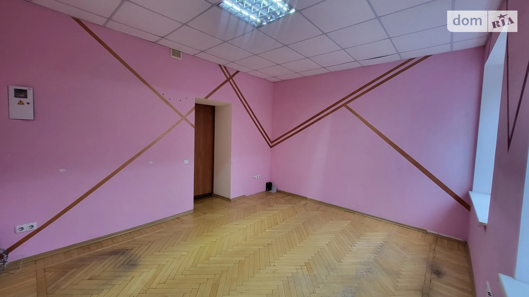 Здається в оренду офіс 13 кв. м в бізнес-центрі, цена: 3120 грн - фото 2