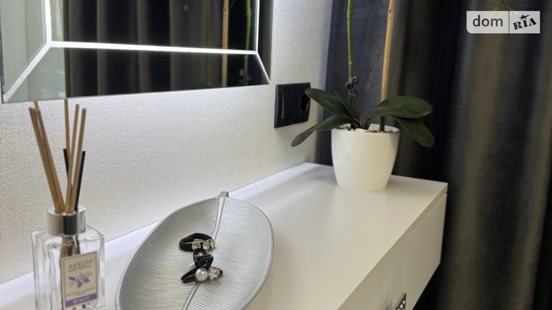 Продається 1-кімнатна квартира 38 кв. м у Ірпені, вул. Миколи Сингаївського(Новооскольська) - фото 2