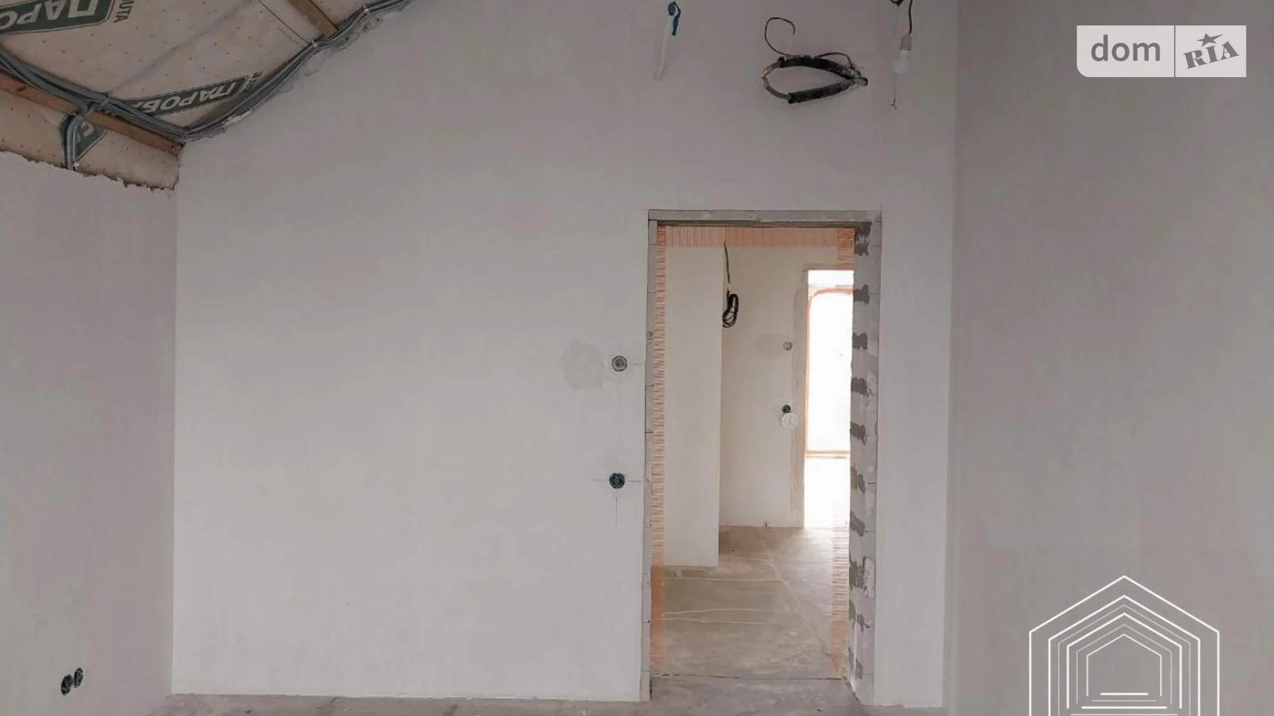 Продается дом на 2 этажа 142.4 кв. м с баней/сауной, цена: 158000 $ - фото 3