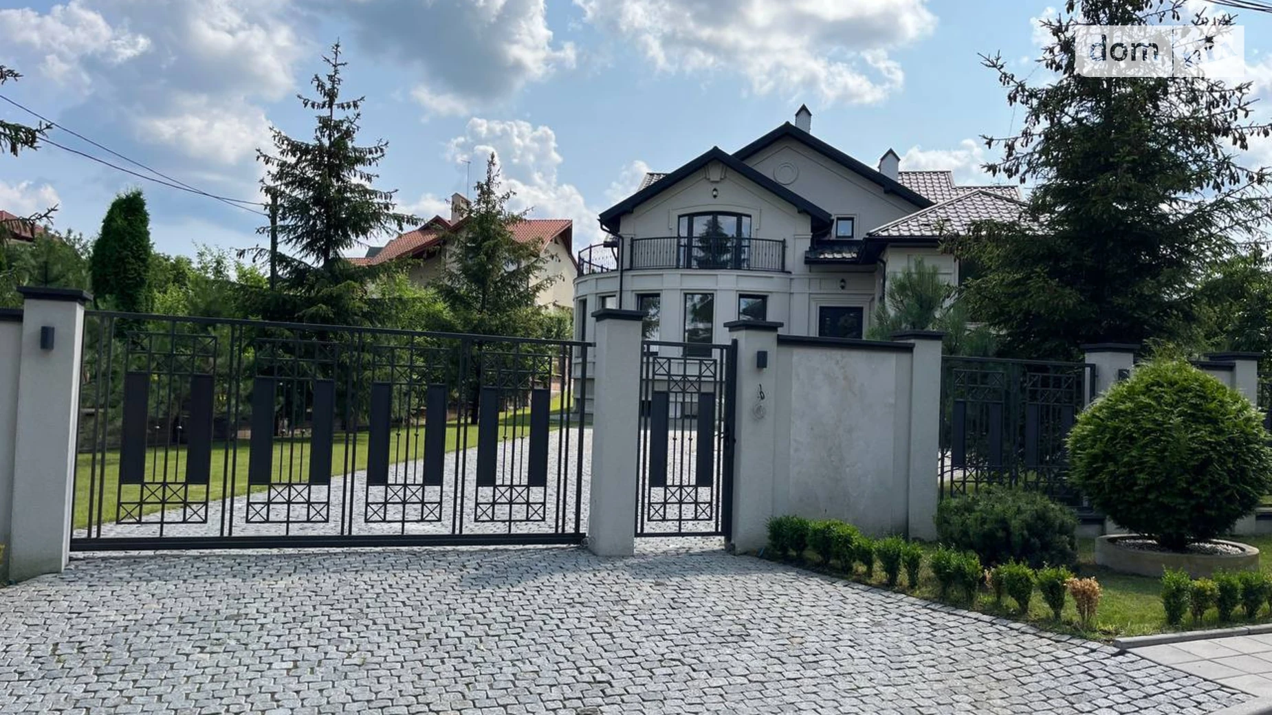 Продается дом на 2 этажа 500 кв. м с мансардой, цена: 550000 $ - фото 2