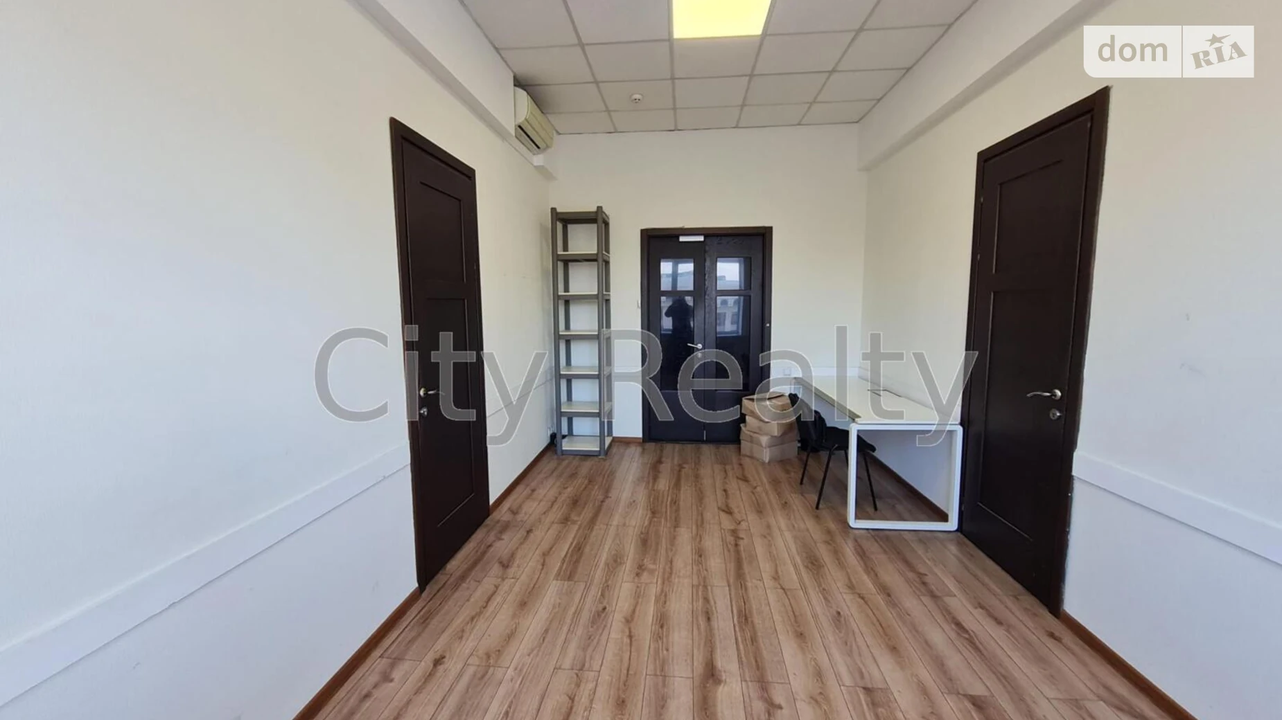 Сдается в аренду офис 77.4 кв. м в бизнес-центре, цена: 50310 грн - фото 4