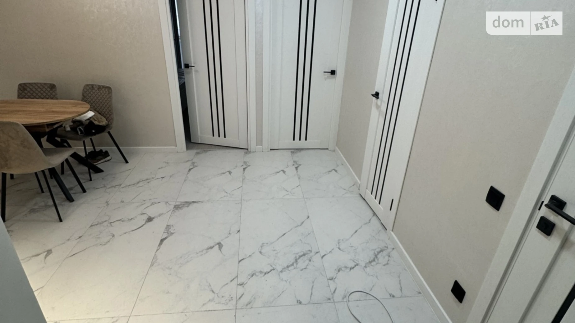 2-комнатная квартира 58 кв. м в Тернополе, ул. Смакулы - фото 4