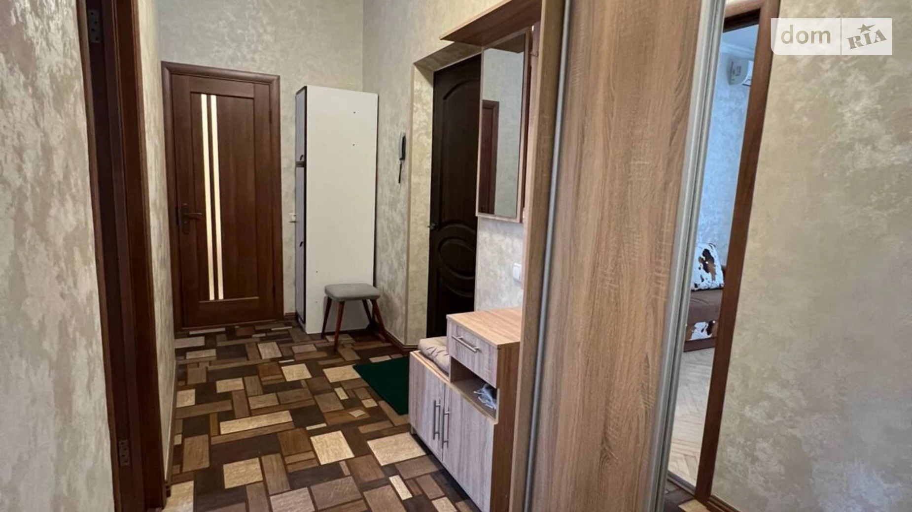 бул. Николая Михновского(Дружбы Народов), 18/7 Черная Гора Киев Зверинецкая(Дружбы народов) - фото 3