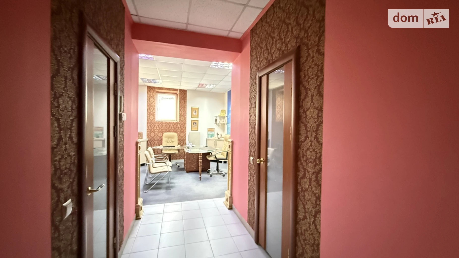 Сдается в аренду офис 40 кв. м в бизнес-центре, цена: 15000 грн - фото 3