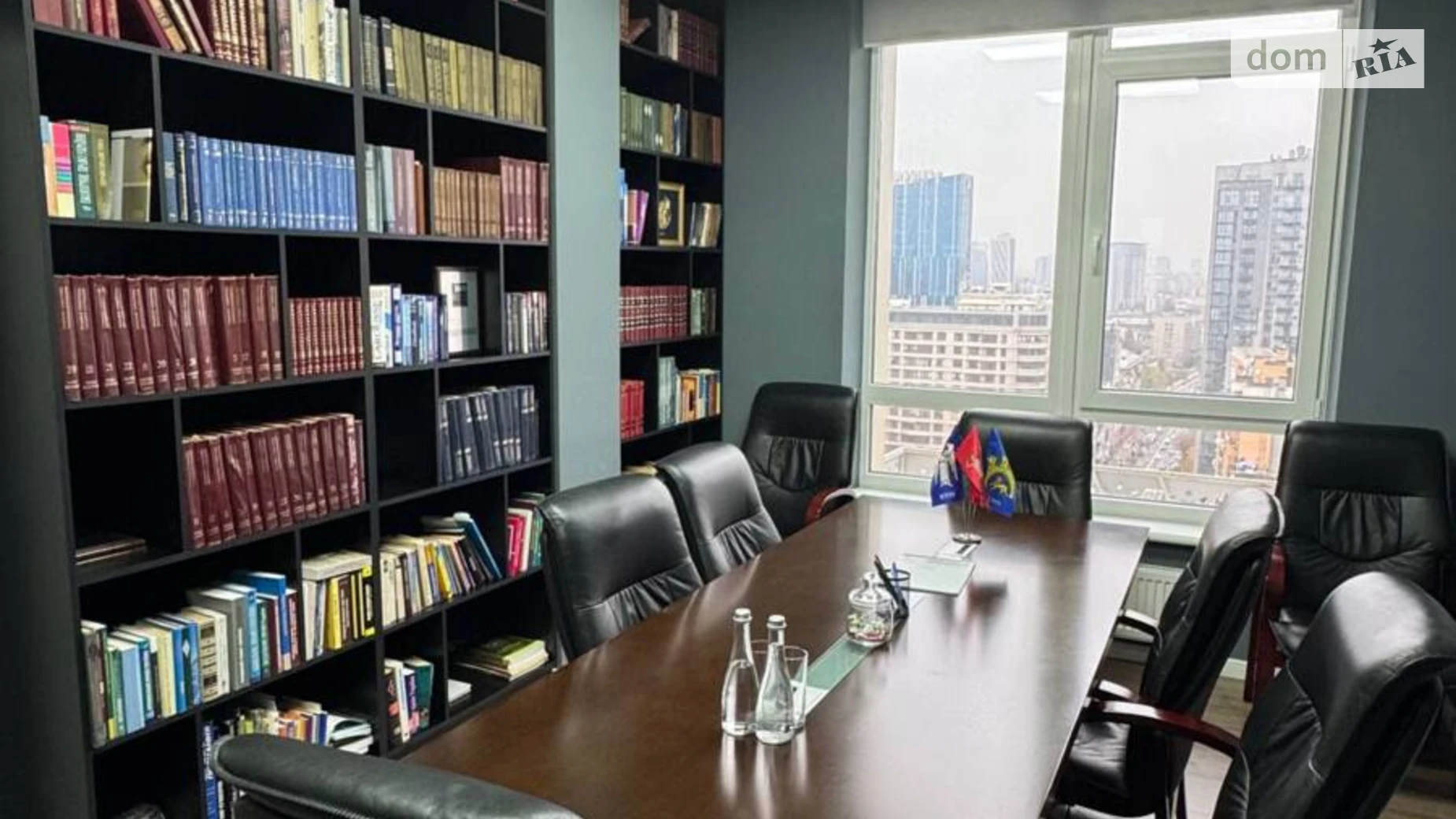 Продается офис 118.3 кв. м в бизнес-центре, цена: 250000 $ - фото 3